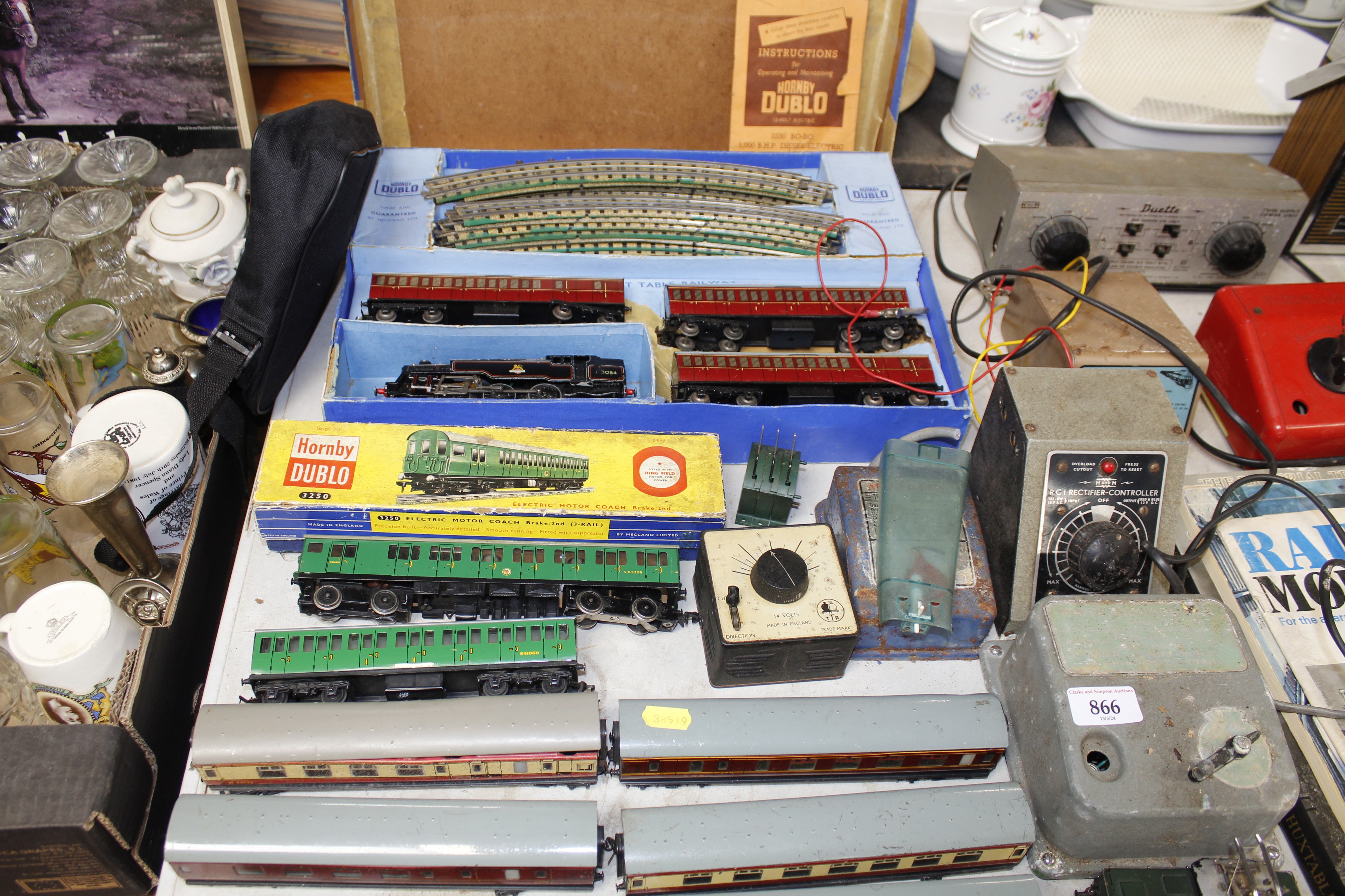 A boxed Hornby Dublo train set; various other tin - Image 3 of 3