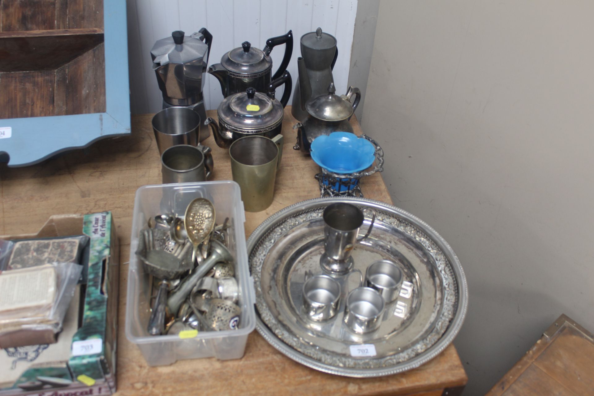 A collection of silver plated items to include tra