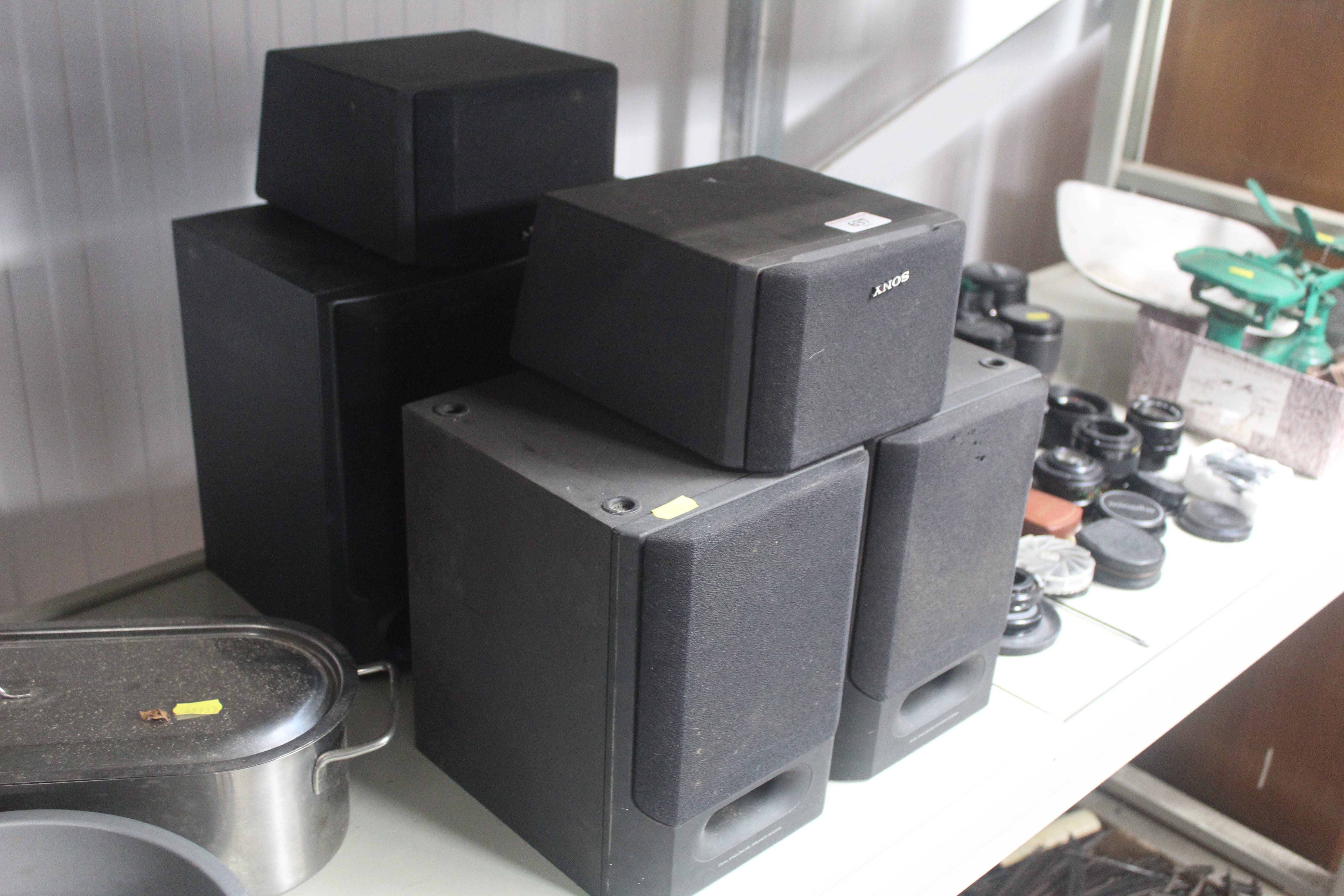 Three pairs of speakers - Image 2 of 2