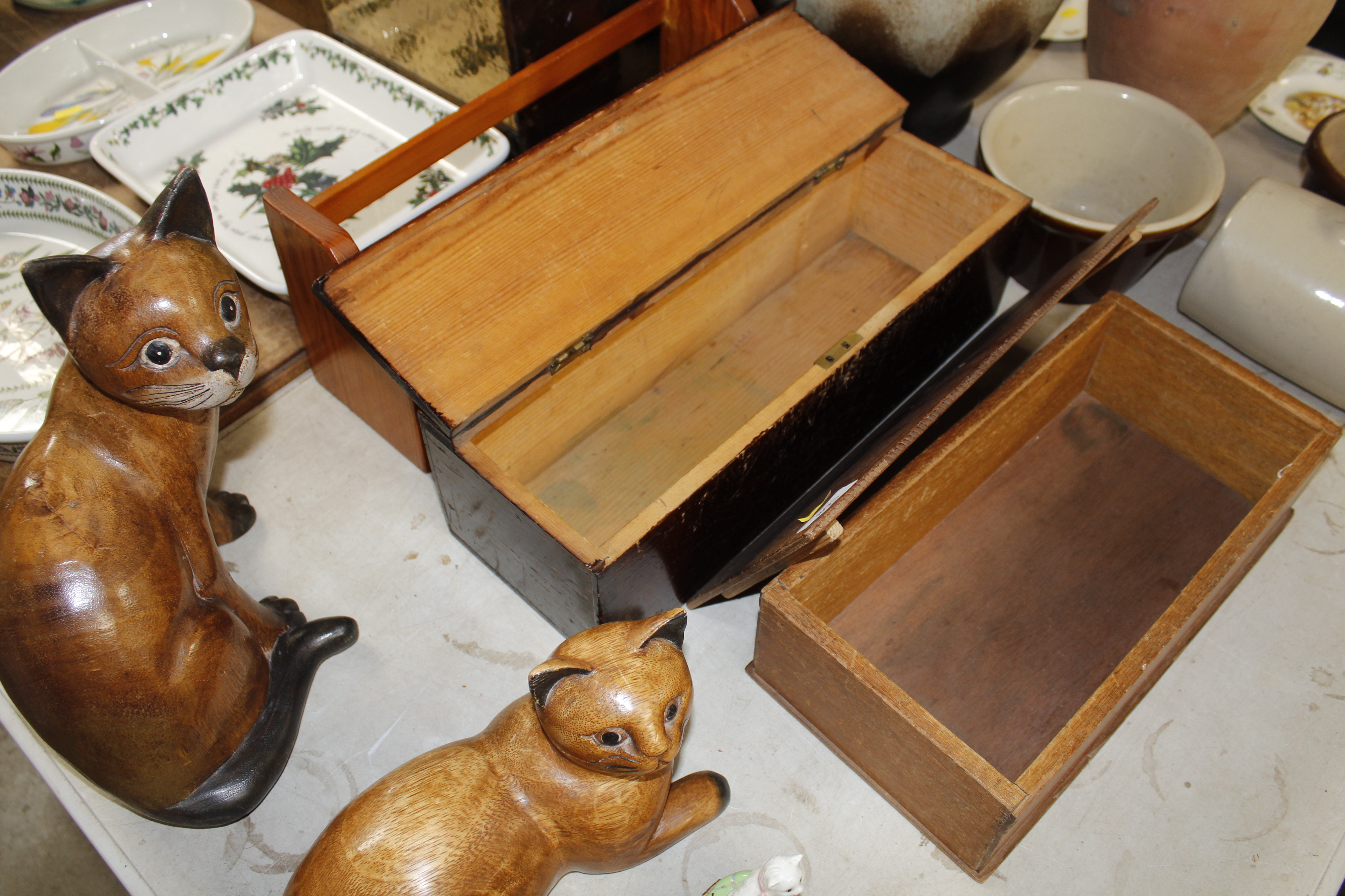 A pine book trough and two wooden boxes, two woode - Image 2 of 2