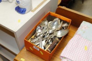 A box of various cutlery