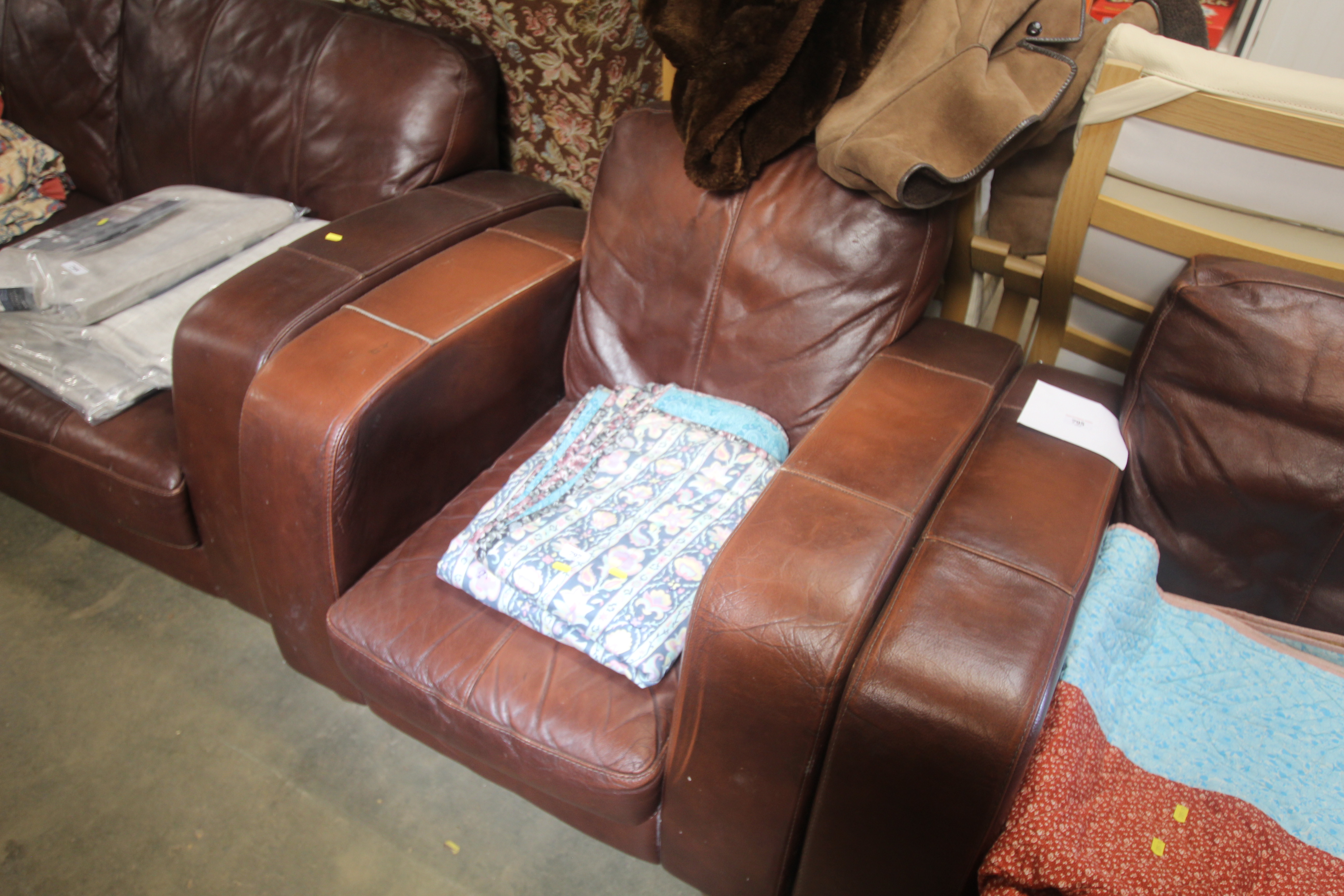 A two seater settee, two armchairs and a footstool - Image 4 of 5