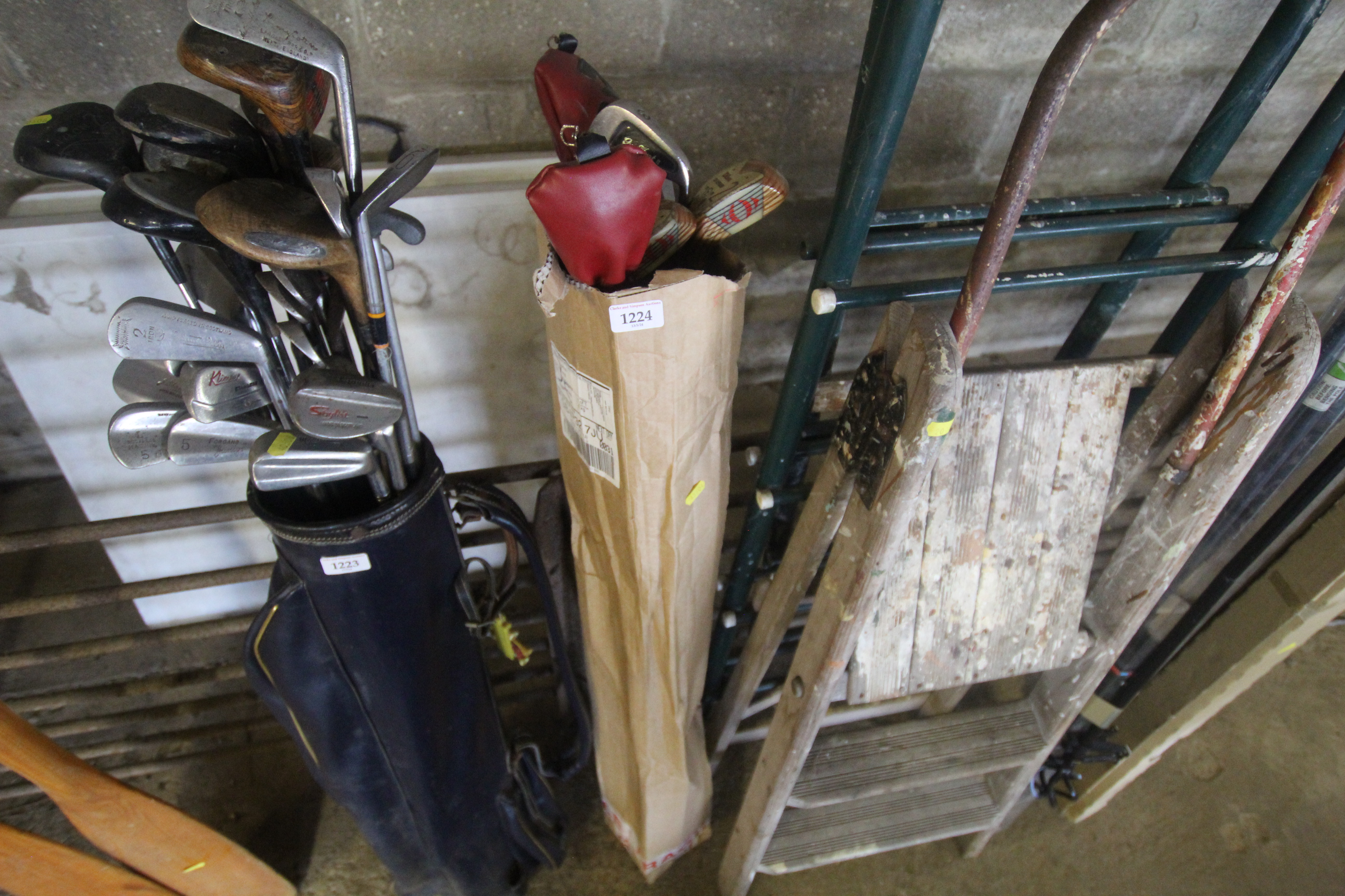 A quantity of vintage golf clubs to include Wilson