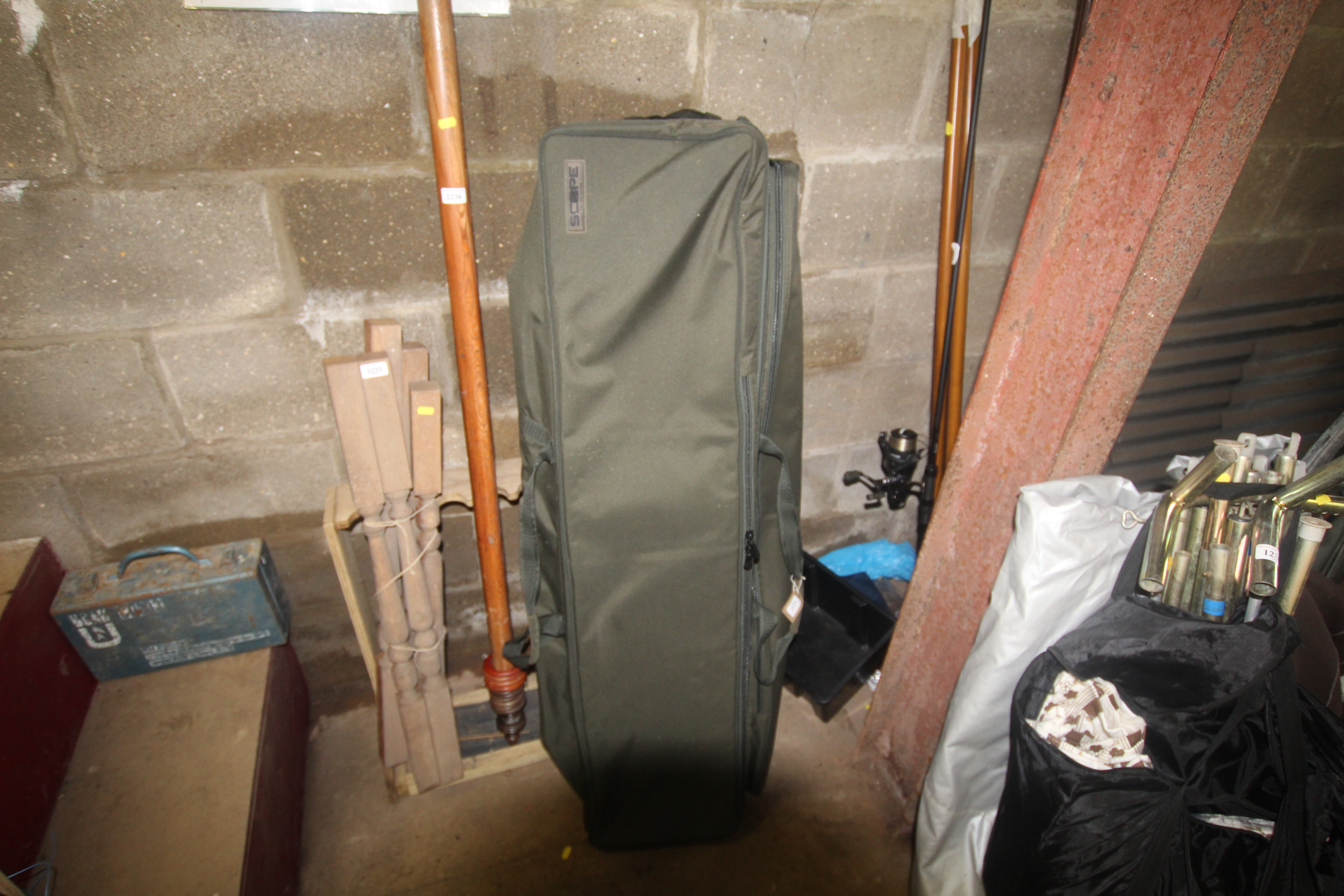 A Nash Scope transformer/transporter holdall, as n