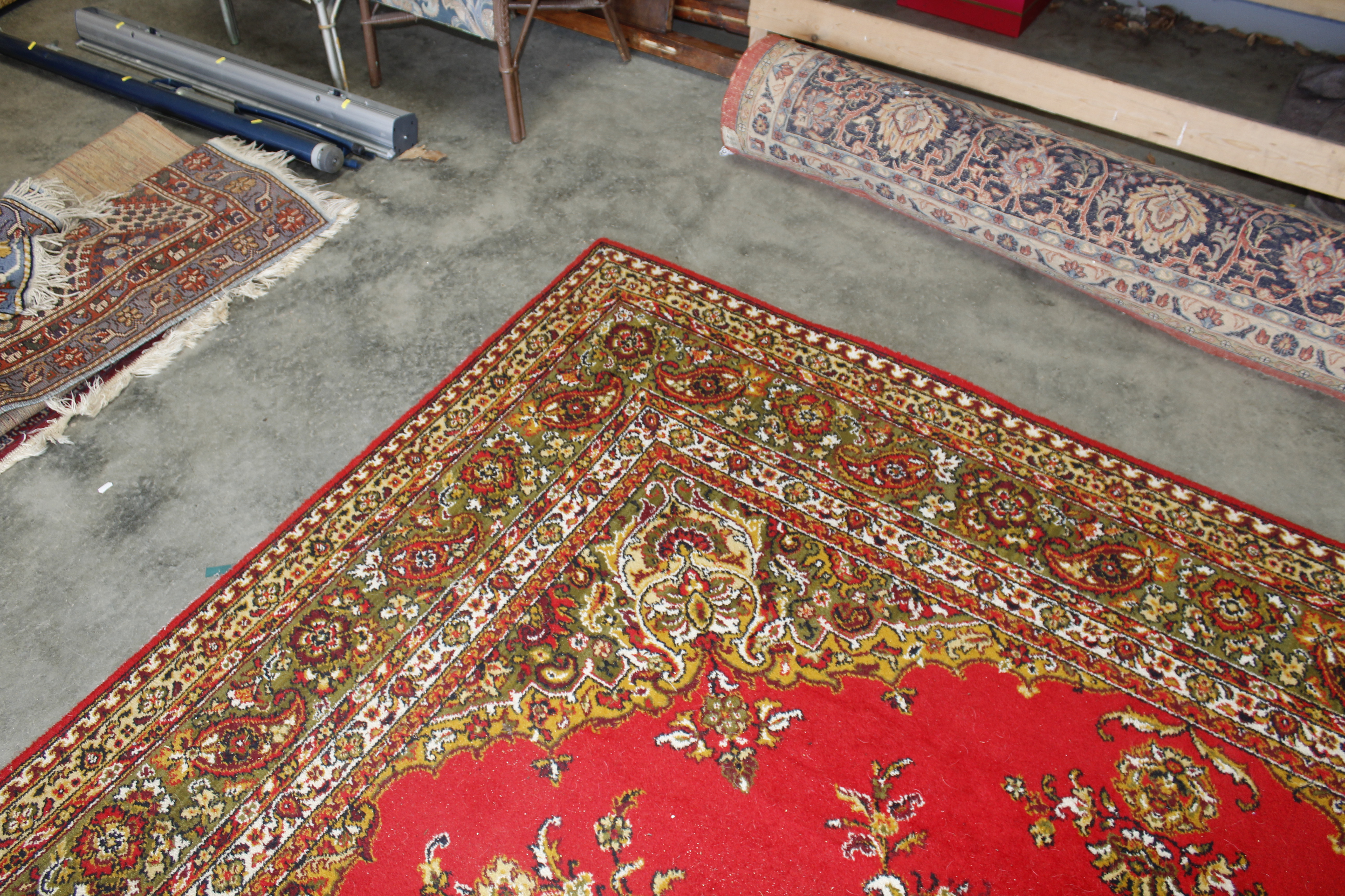 An approx. 12' x 9' red patterned rug AF - Image 3 of 11