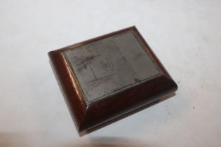 A Ransomes patent travelling inkwell by De La Rue & Co. in wooden case