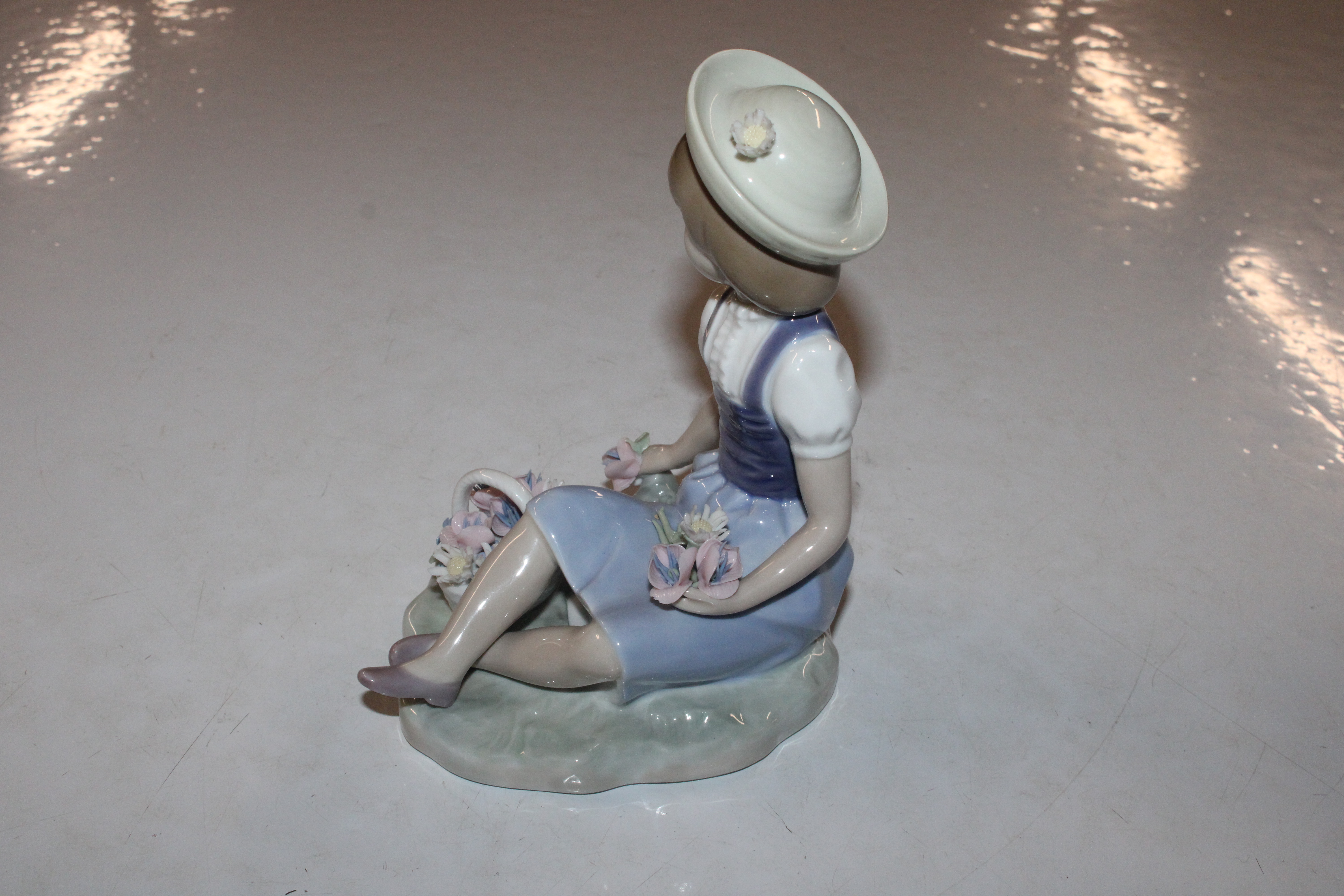 A Nao figure, young girl with swan and two Lladro - Image 3 of 11