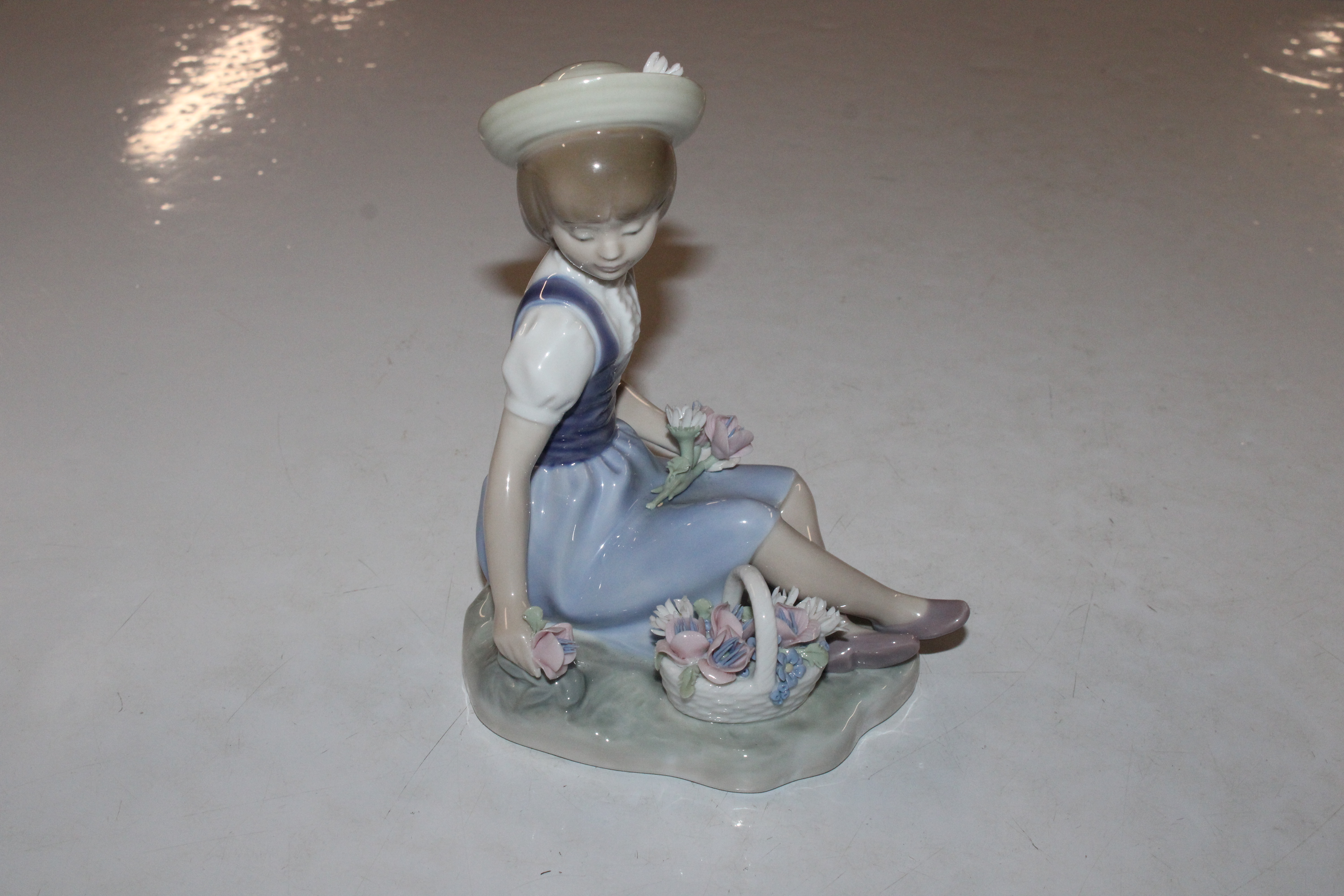 A Nao figure, young girl with swan and two Lladro - Image 2 of 11