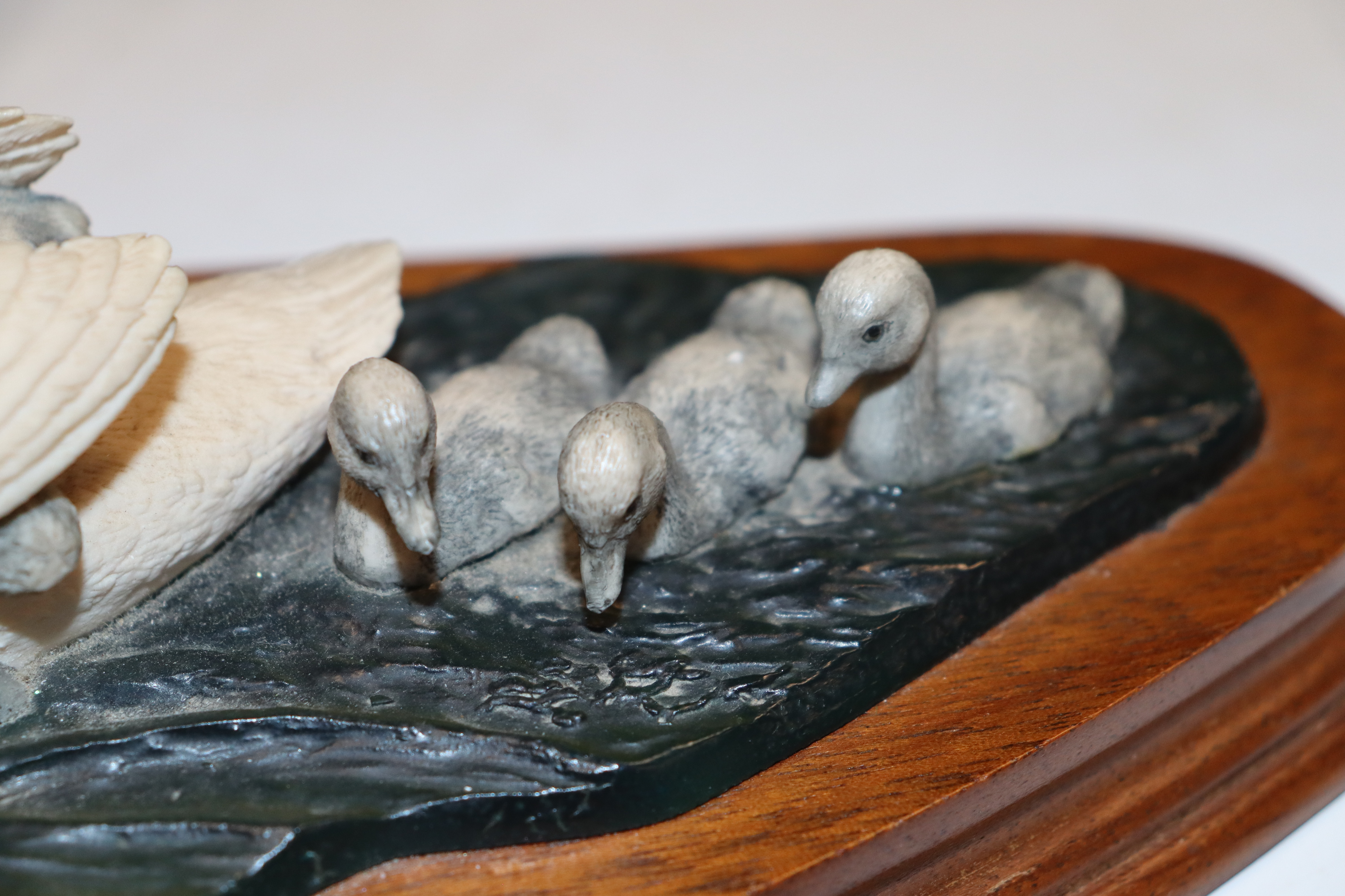 A Border Fine Arts group of swans and a Border Fin - Image 4 of 25