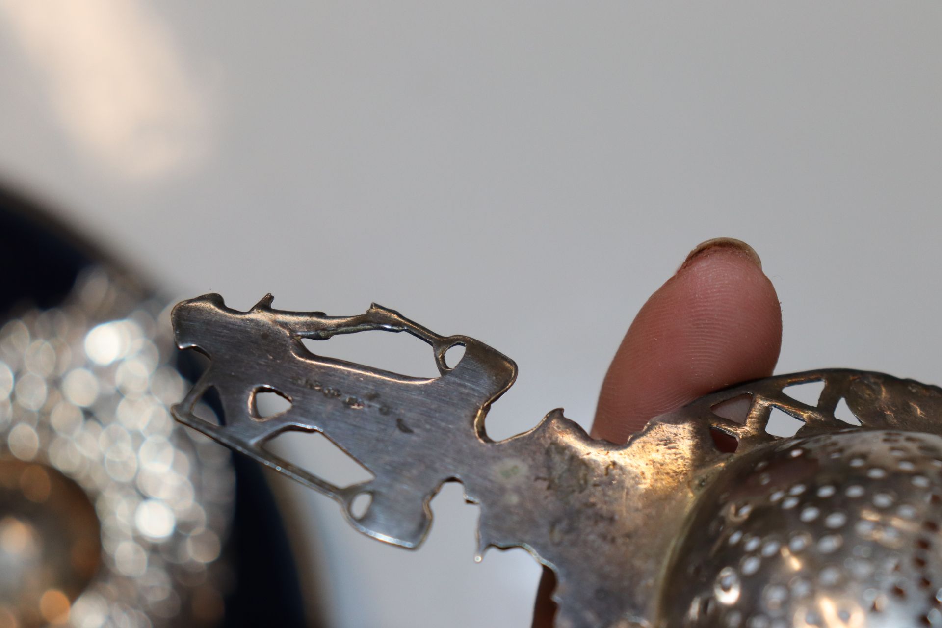 A case containing two silver salts and one spoons, - Image 11 of 11