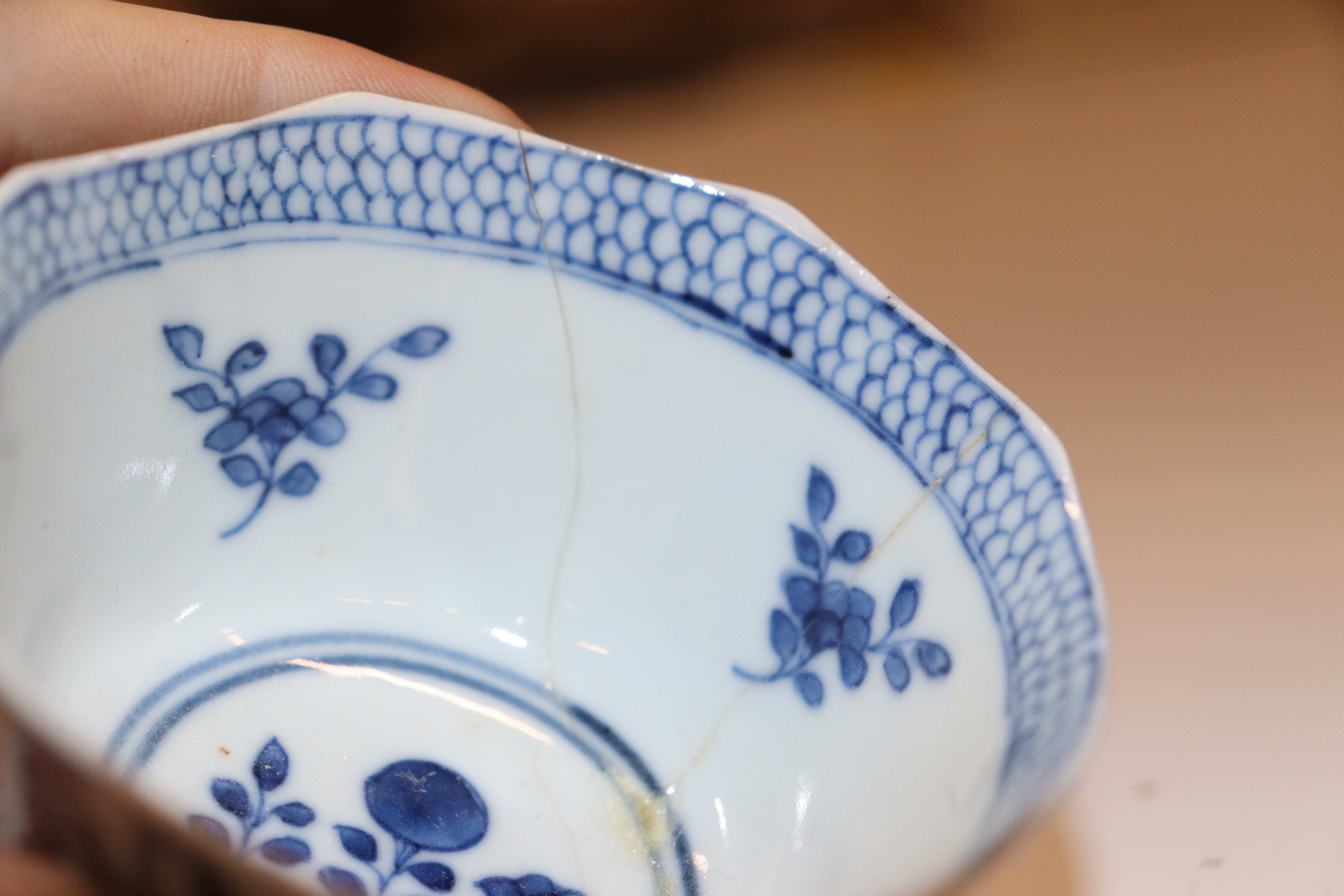 An Oriental blue and white blue decorated with fis - Image 12 of 34