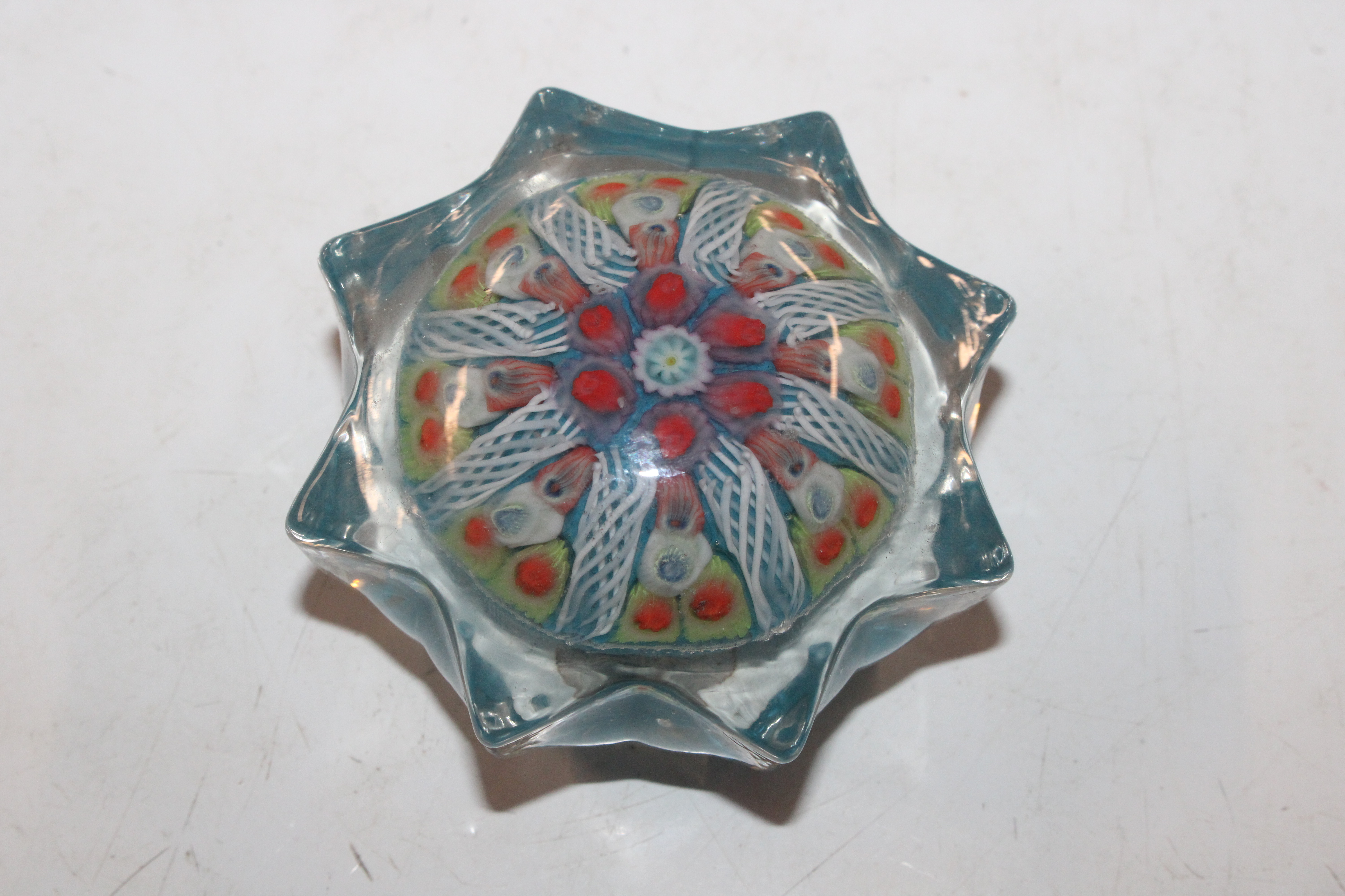 A Strathearn glass paperweight and two others - Image 8 of 10
