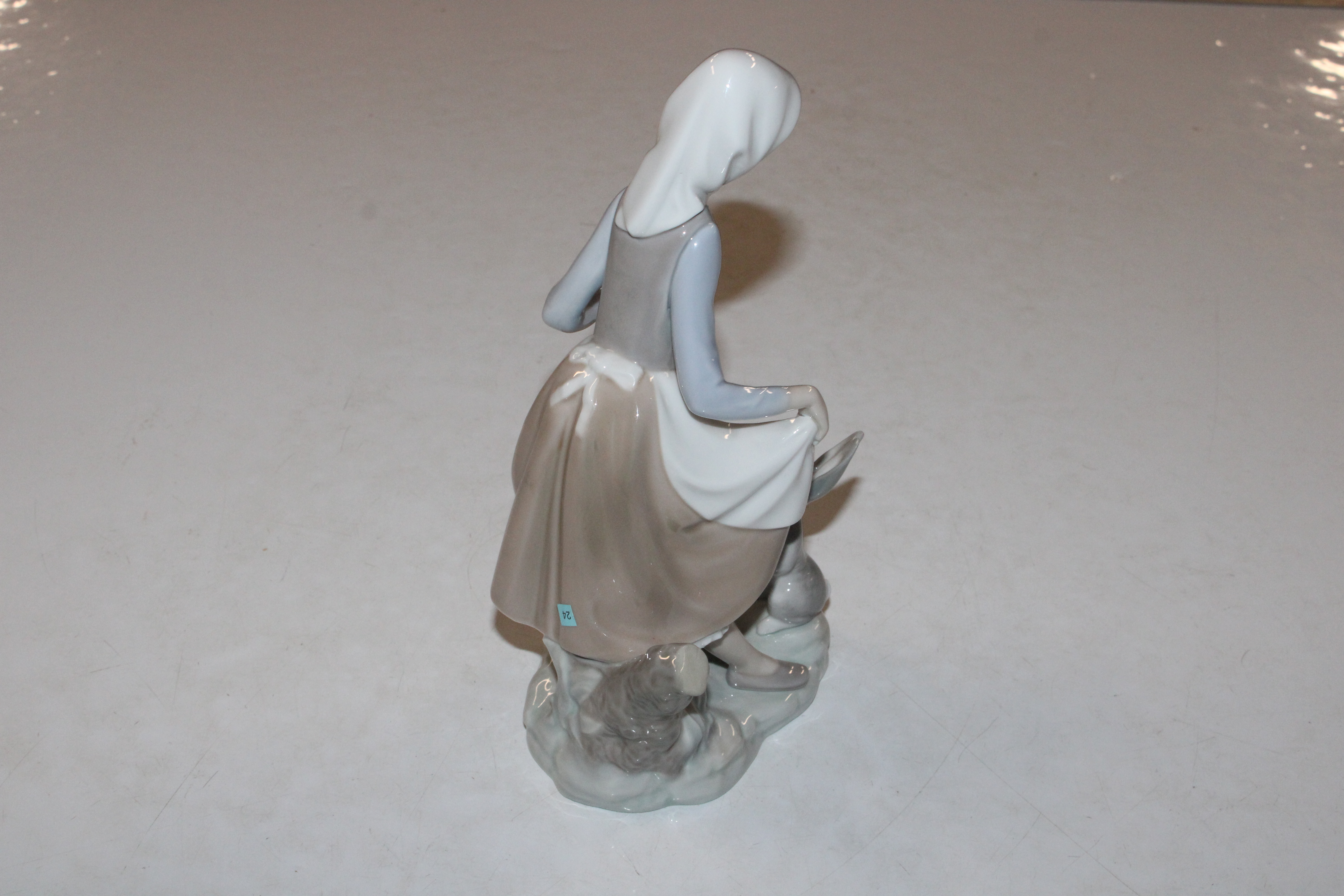 A Nao figure, young girl with swan and two Lladro - Image 10 of 11