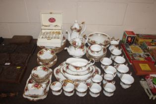 A collection of Royal Albert "Old Country Roses" t