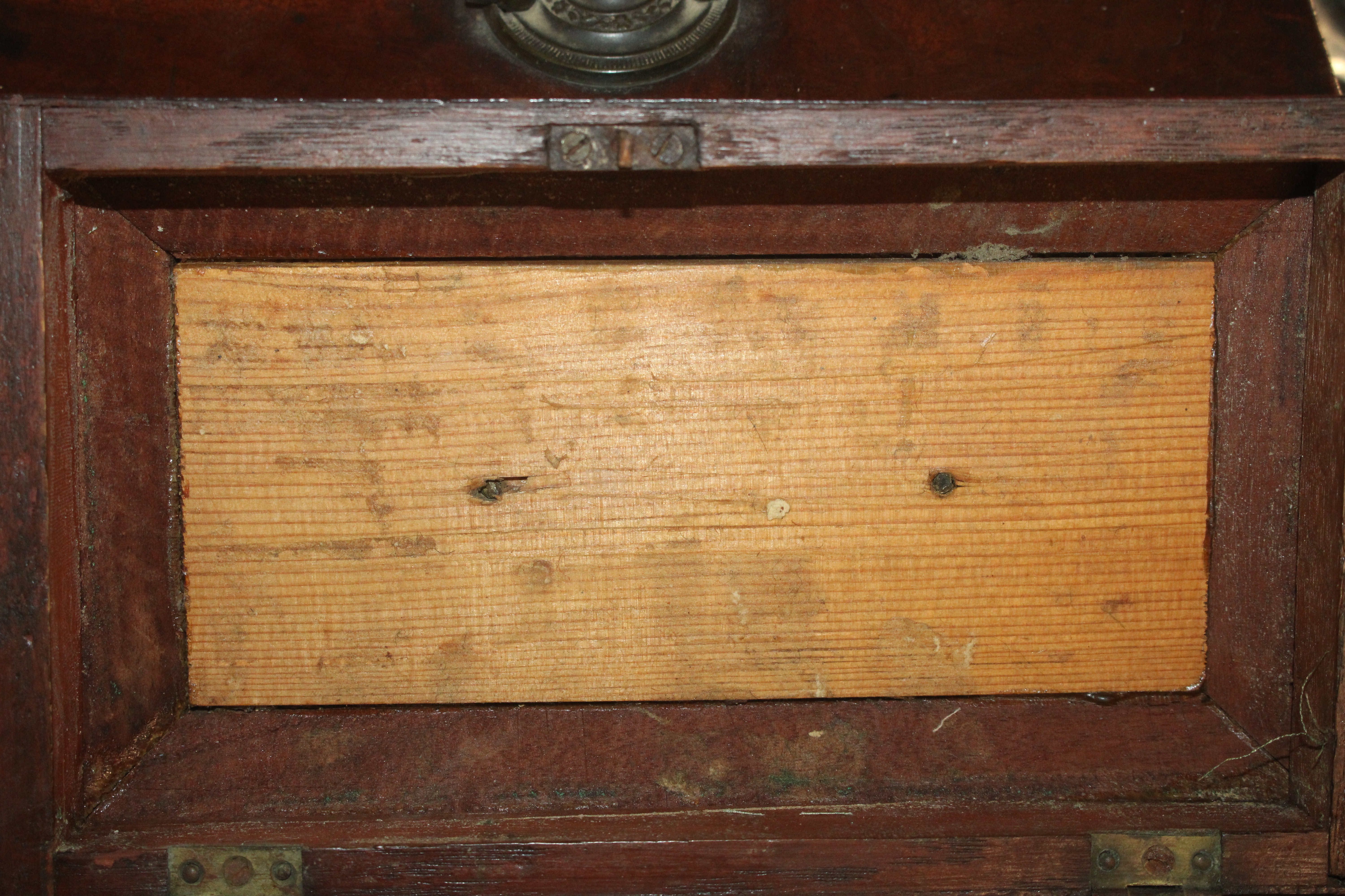 A George III mahogany tea caddy with secret compar - Image 11 of 14