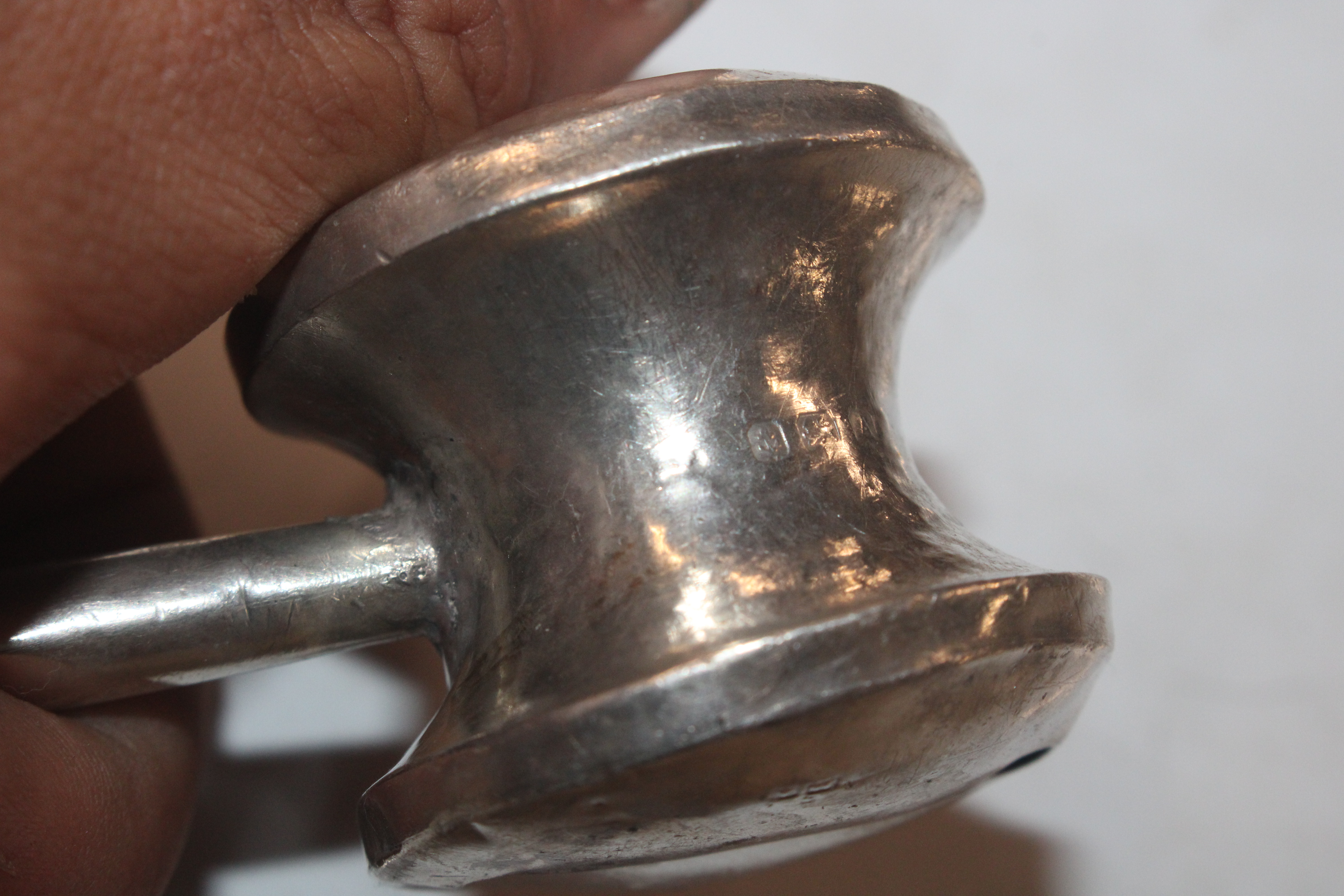 A Georgian silver and tortoiseshell magnifying gla - Image 4 of 13