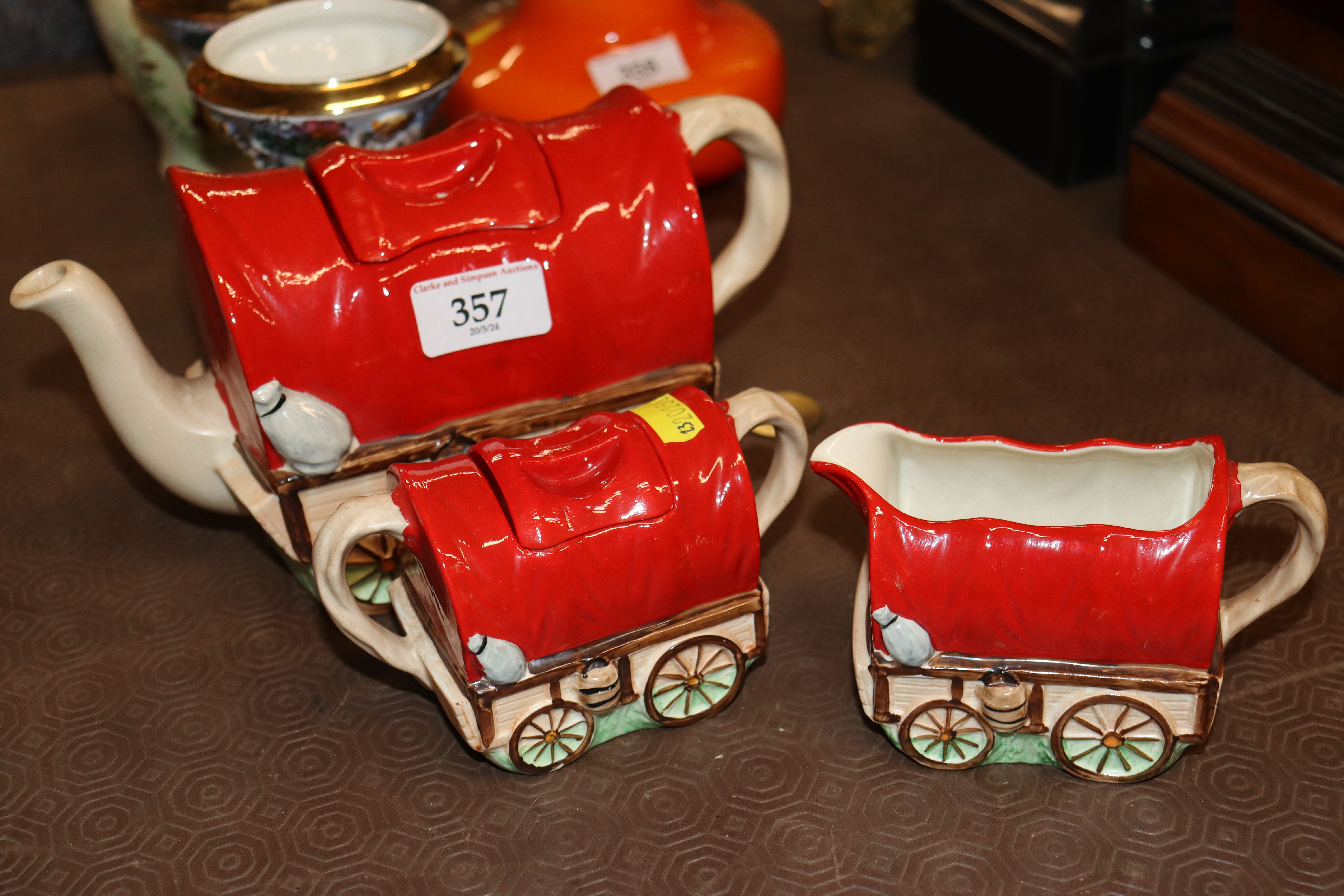 A pair of Saddlers ginger jars; a pair of Italian - Image 2 of 5