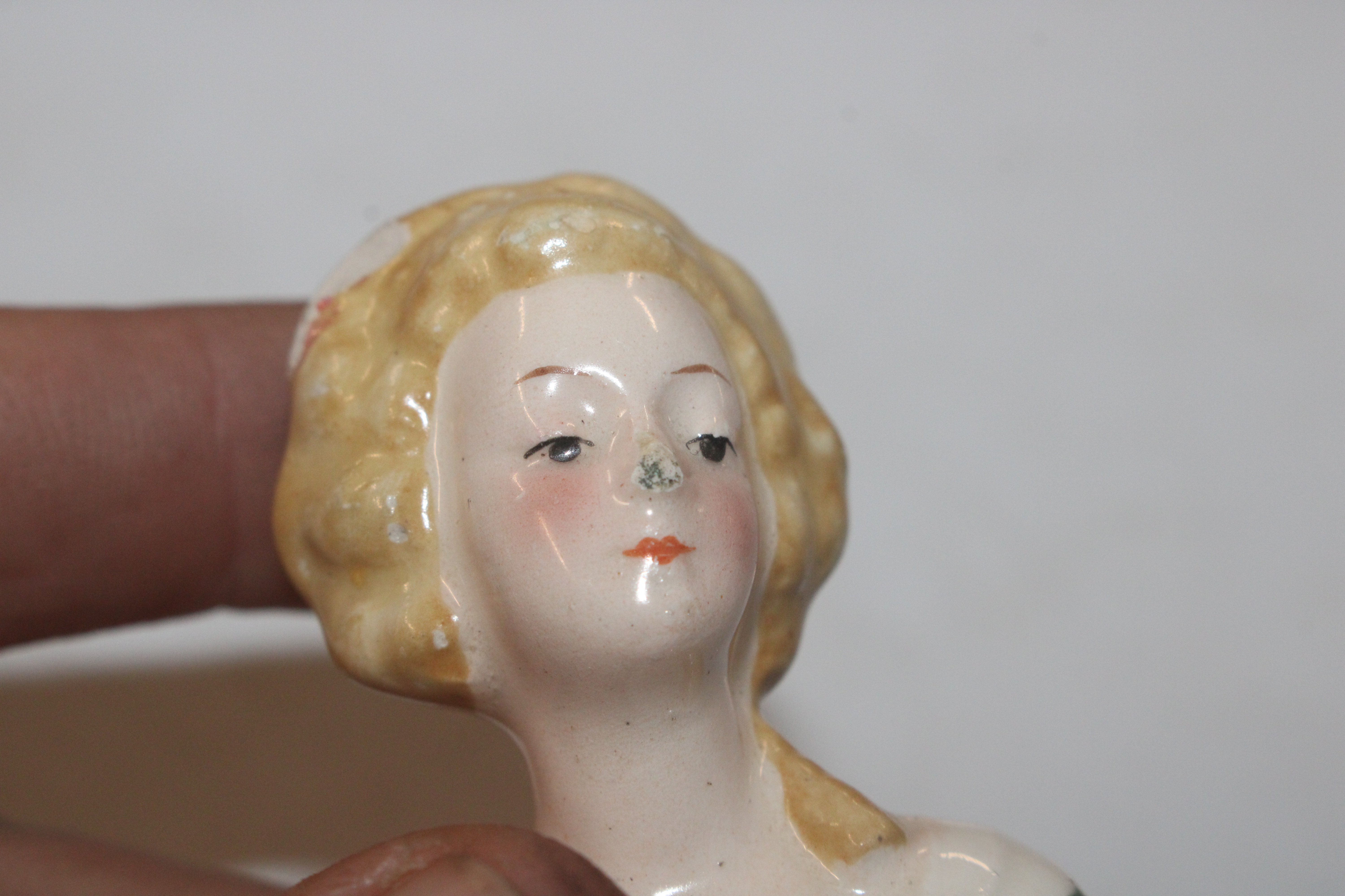 Three porcelain pin dolls - Image 4 of 12