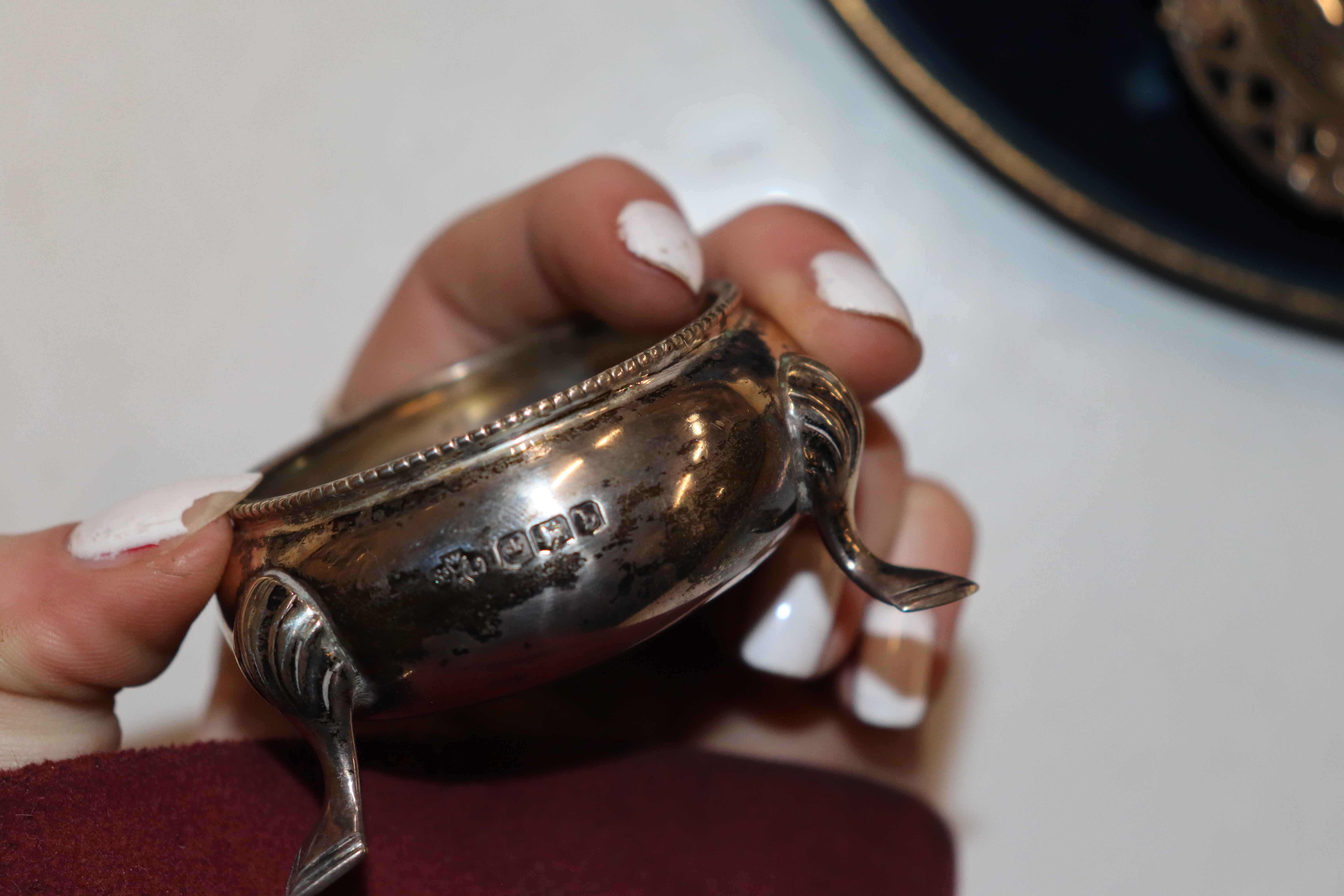 A case containing two silver salts and one spoons, - Image 6 of 11