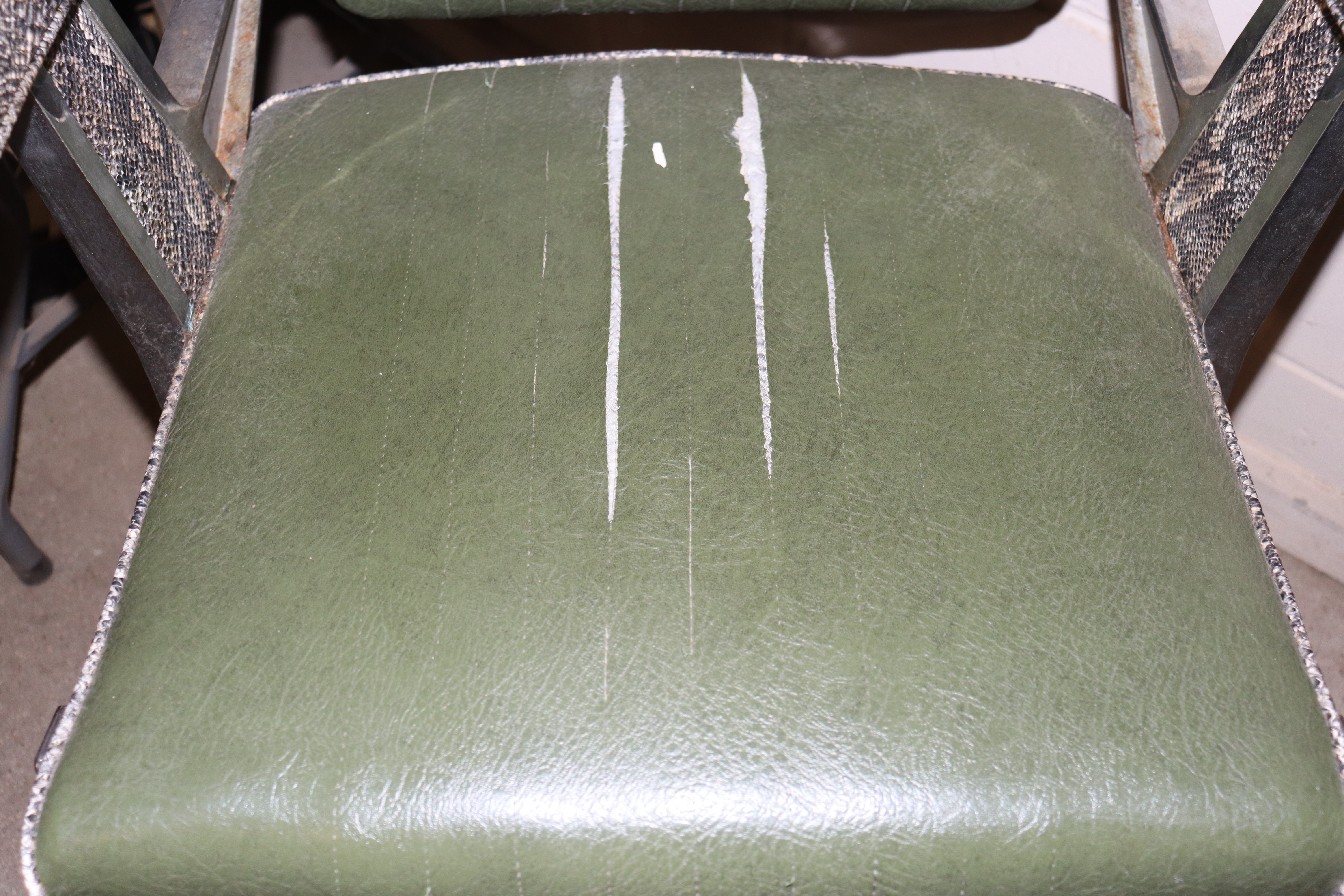 A 1960's Belmont barbers chair - Image 2 of 4