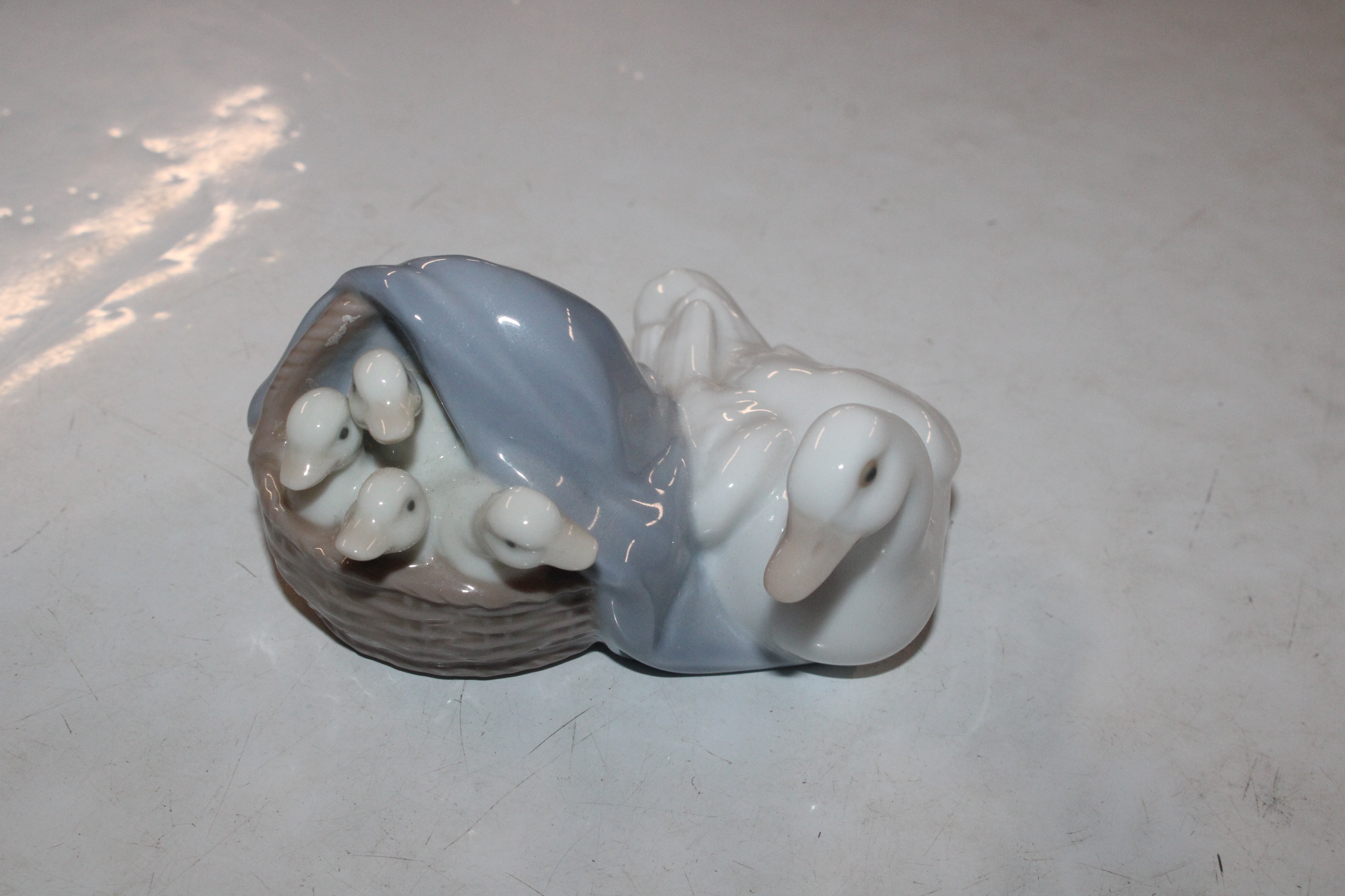 Seven Lladro and Nao ornaments - some AF - Image 8 of 24