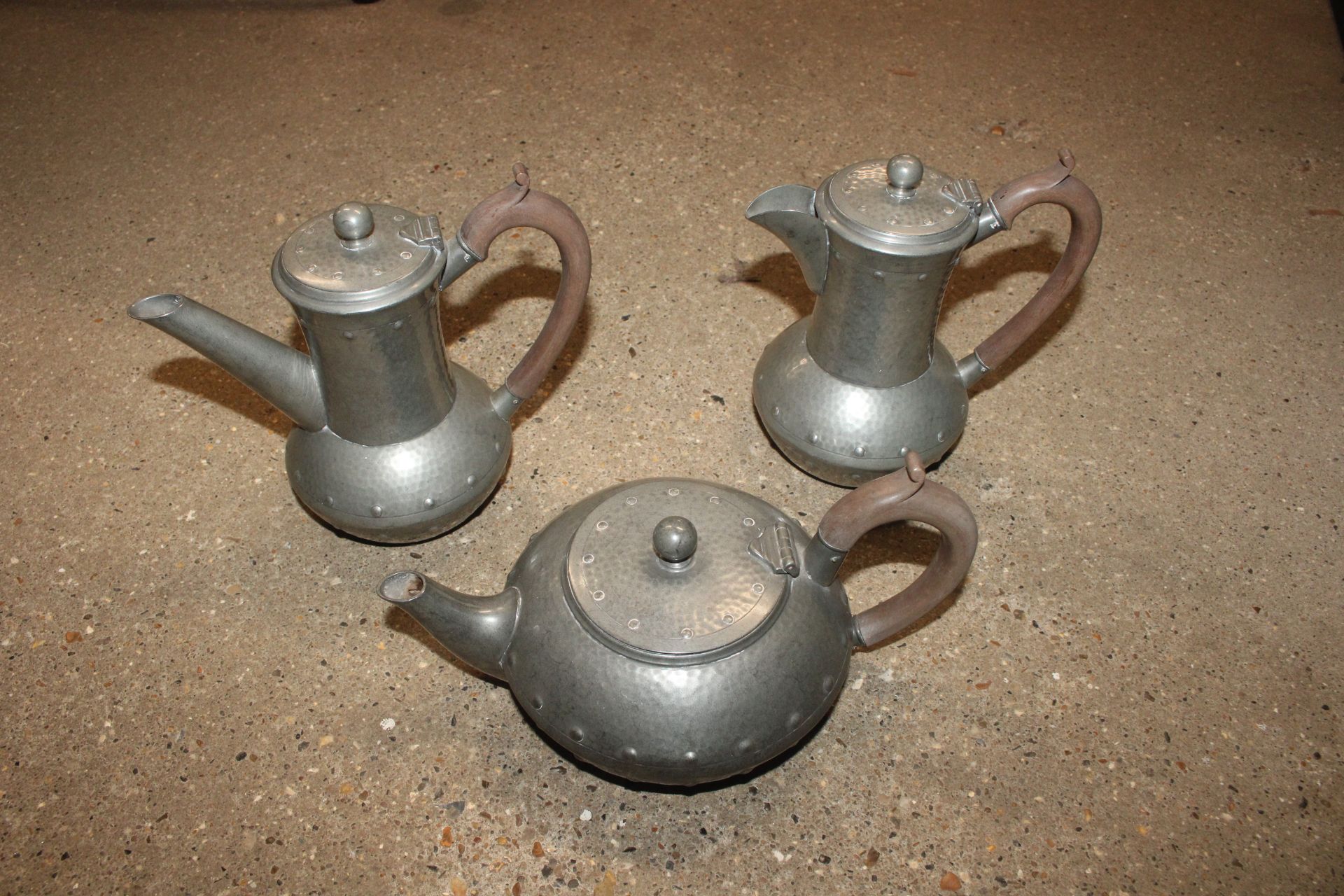 A box of various pewter, tea ware, brass kettle et - Image 5 of 9