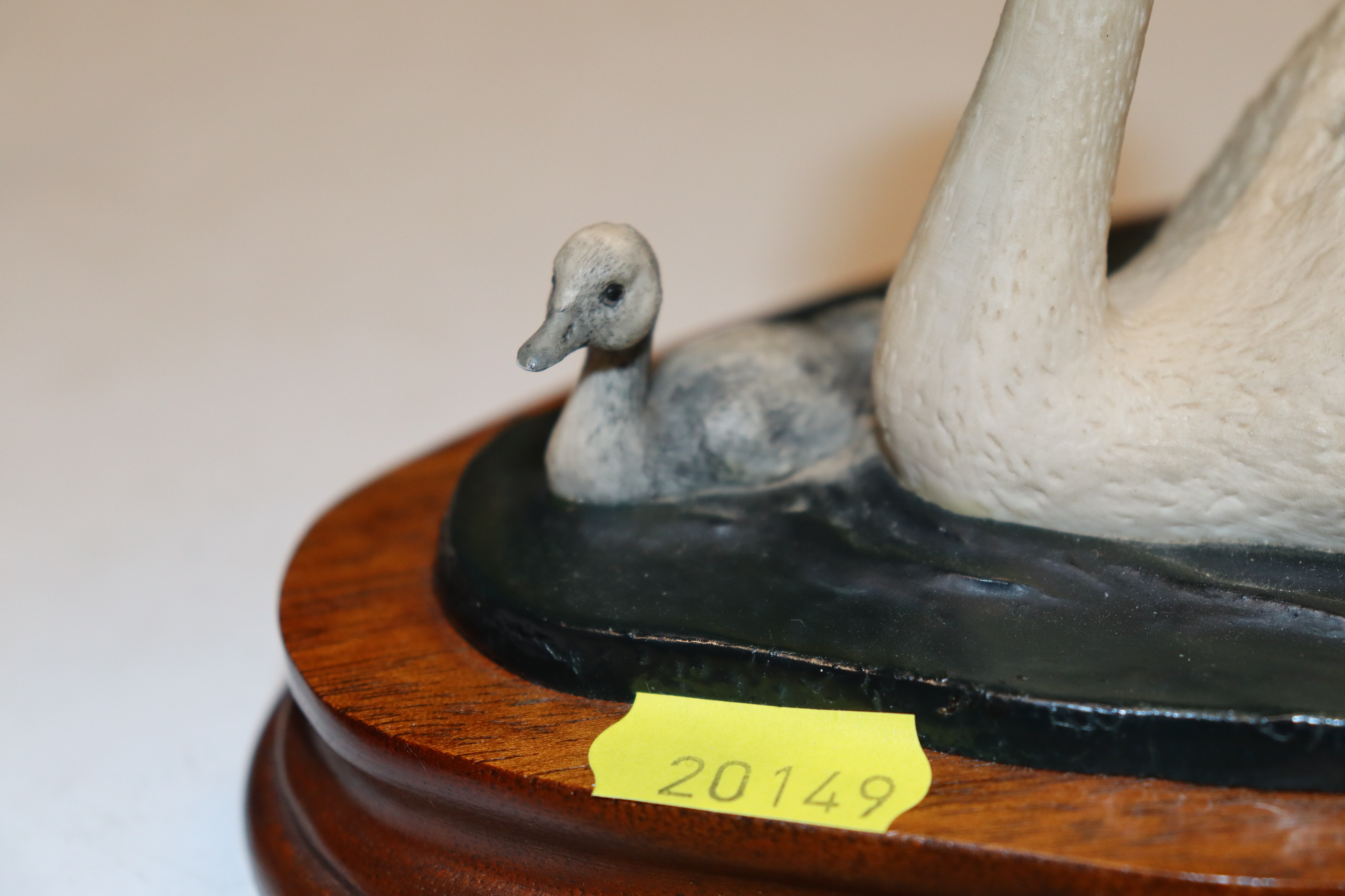 A Border Fine Arts group of swans and a Border Fin - Image 7 of 25
