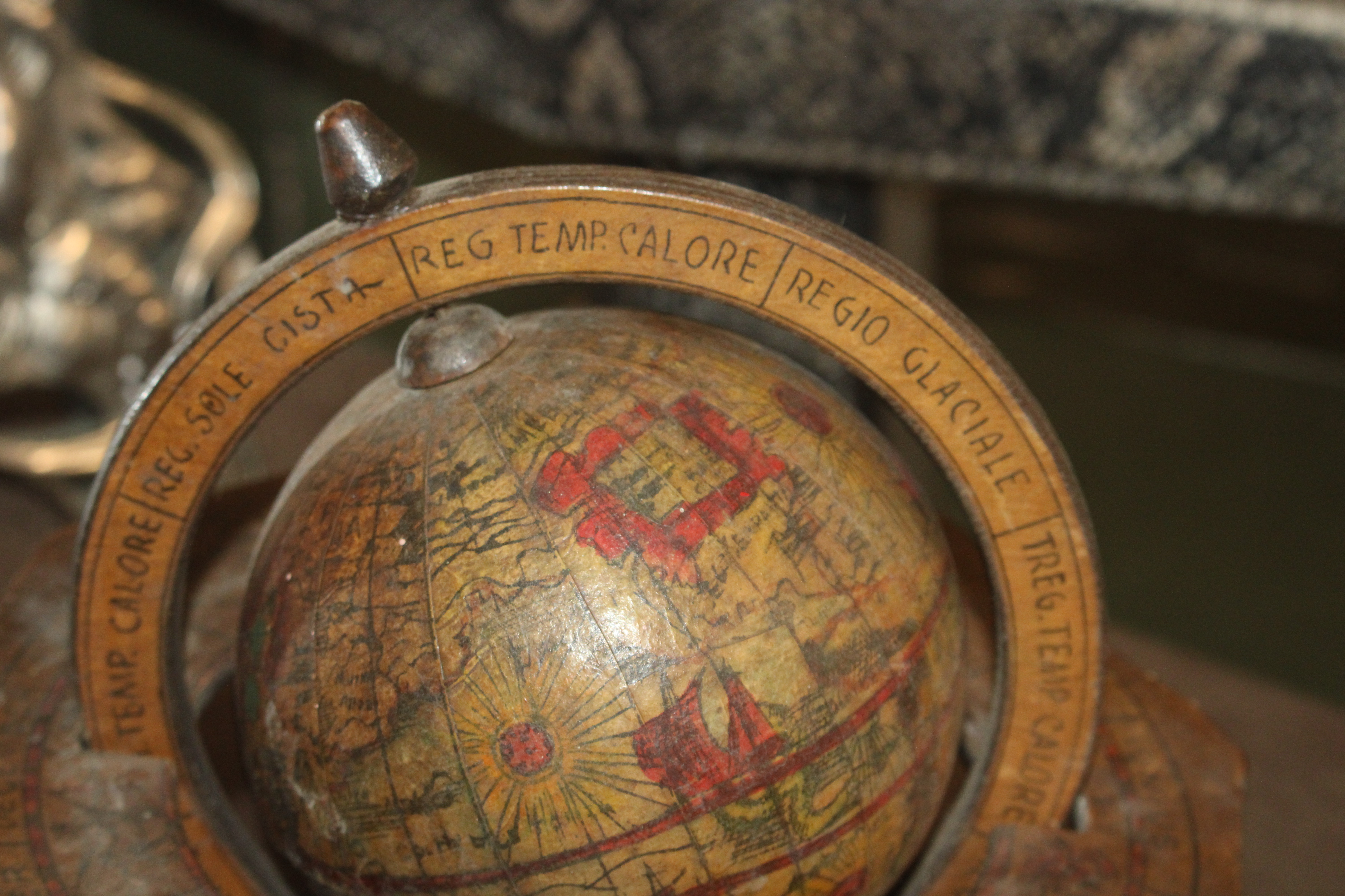 An early 20th Century table / desk globe on stand - Image 12 of 12