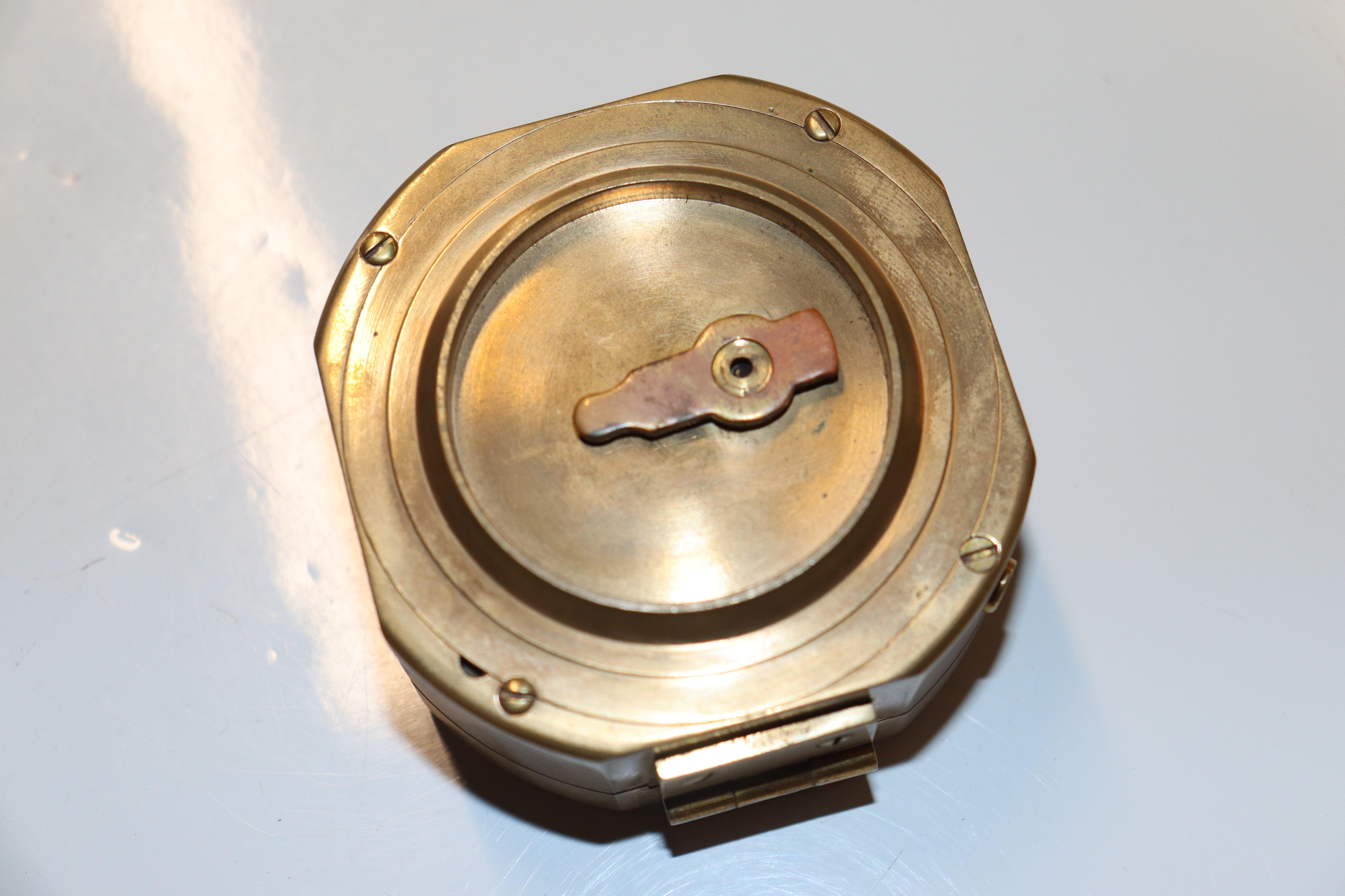 A reproduction brass compass contained in hardwood - Image 10 of 12