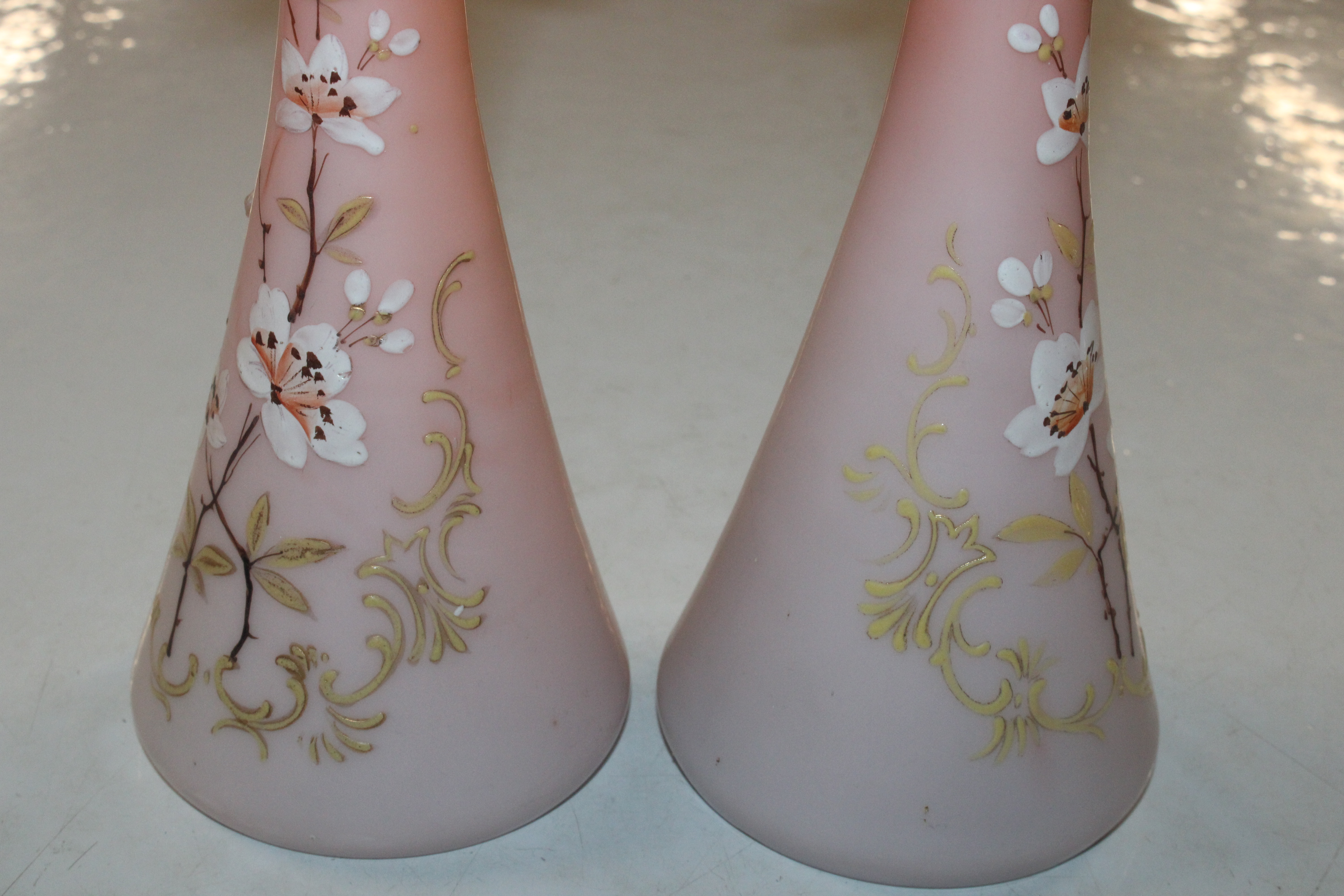 A pair of satin glass floral decorated ewers - Image 5 of 13