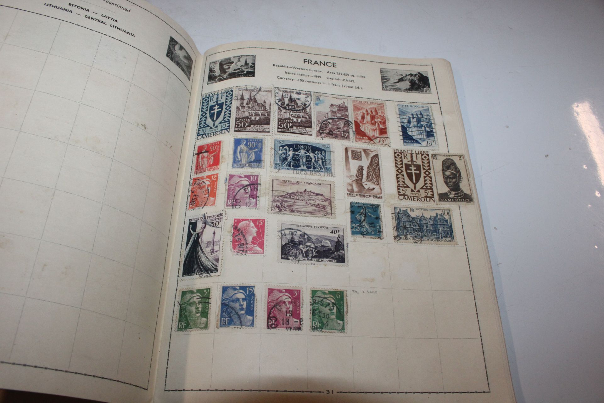 A box containing stamp album, various loose stamps - Image 19 of 26