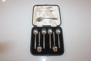 A cased set of six silver spoons; a 925 silver fee
