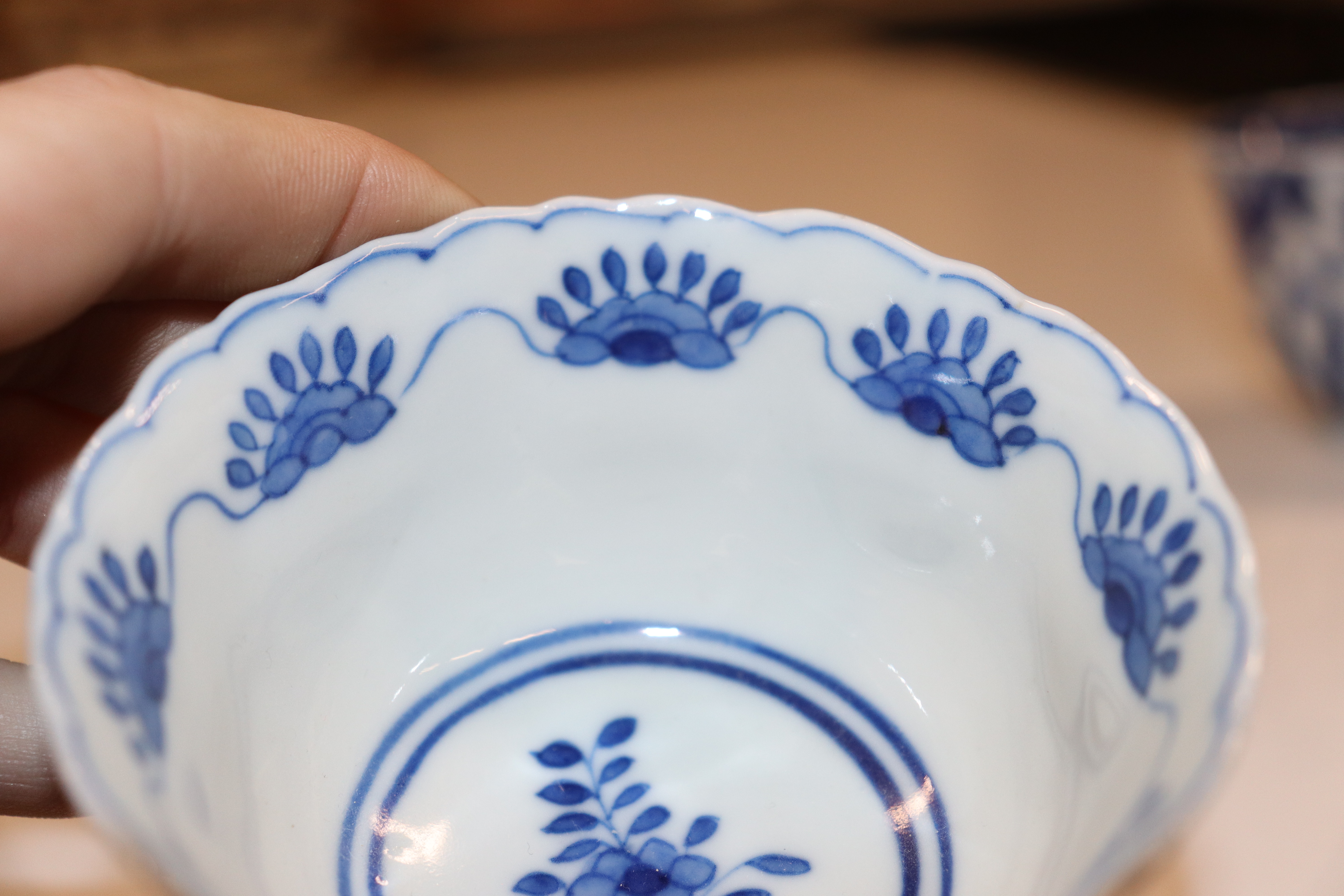 An Oriental blue and white blue decorated with fis - Image 15 of 34