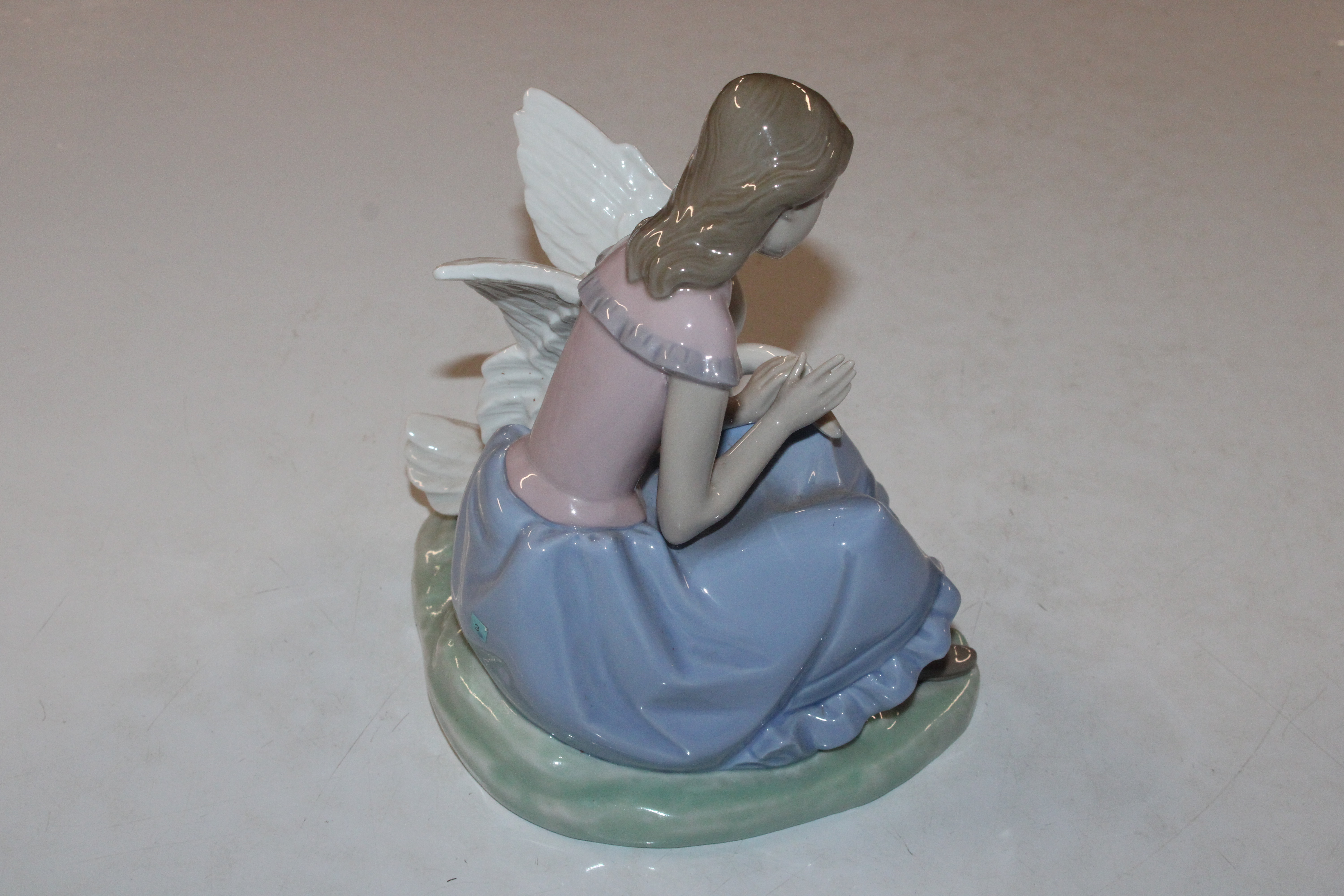 A Nao figure, young girl with swan and two Lladro - Image 7 of 11