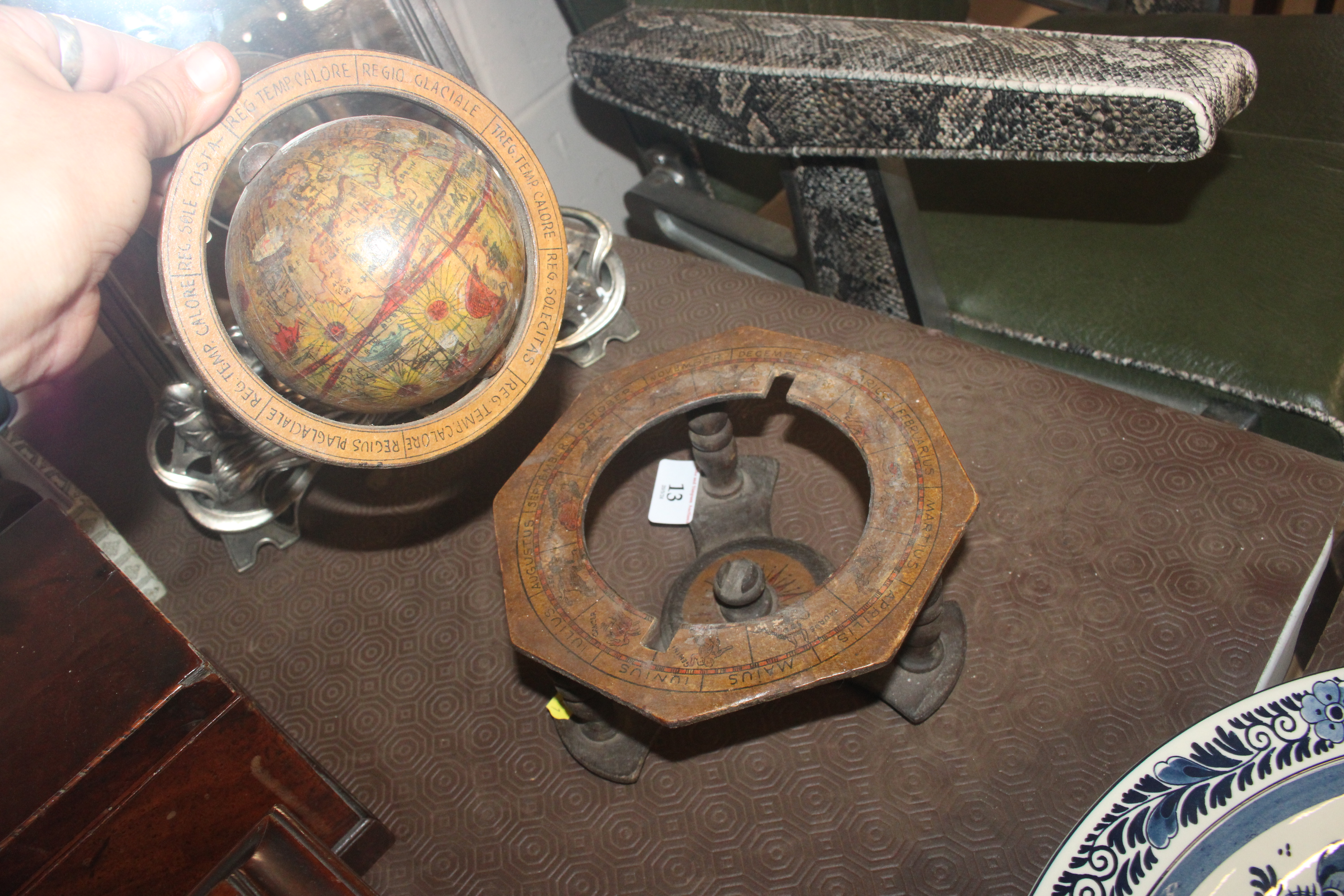 An early 20th Century table / desk globe on stand - Image 6 of 12