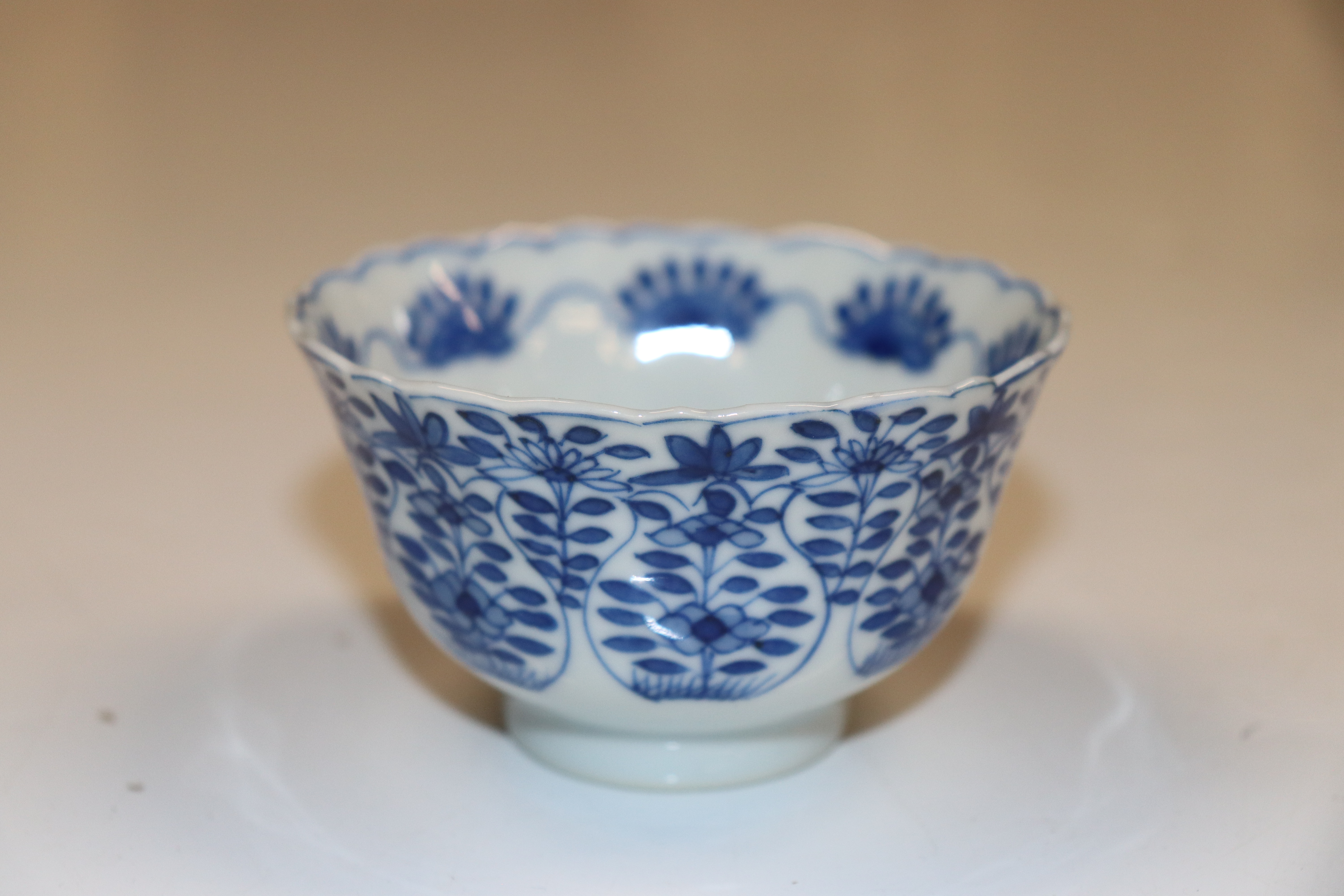 An Oriental blue and white blue decorated with fis - Image 13 of 34