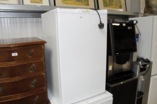 A Fridgemaster fridge. This lot is subject to VAT on the hammer