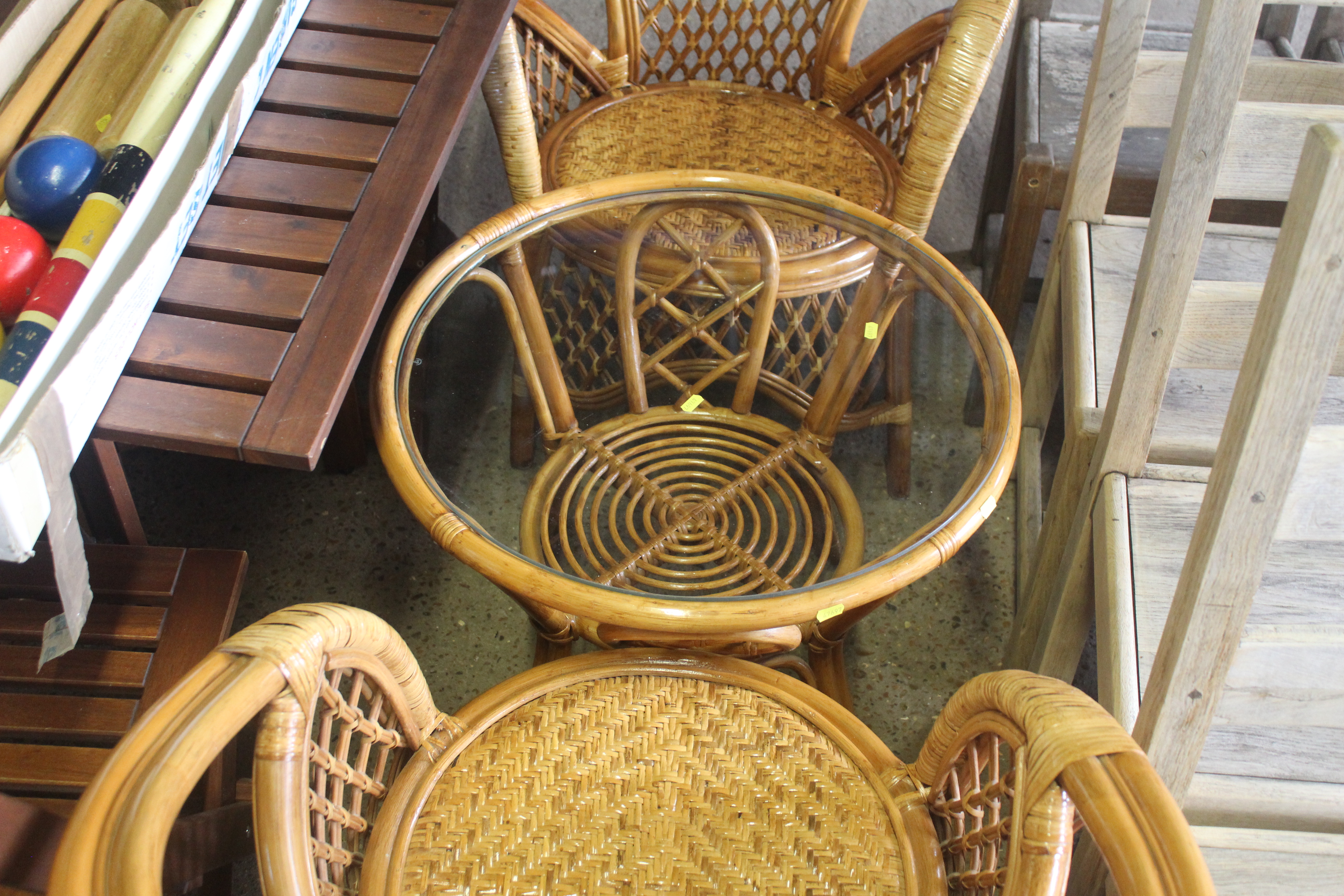 Two wicker armchairs and a circular wicker table w - Image 2 of 3