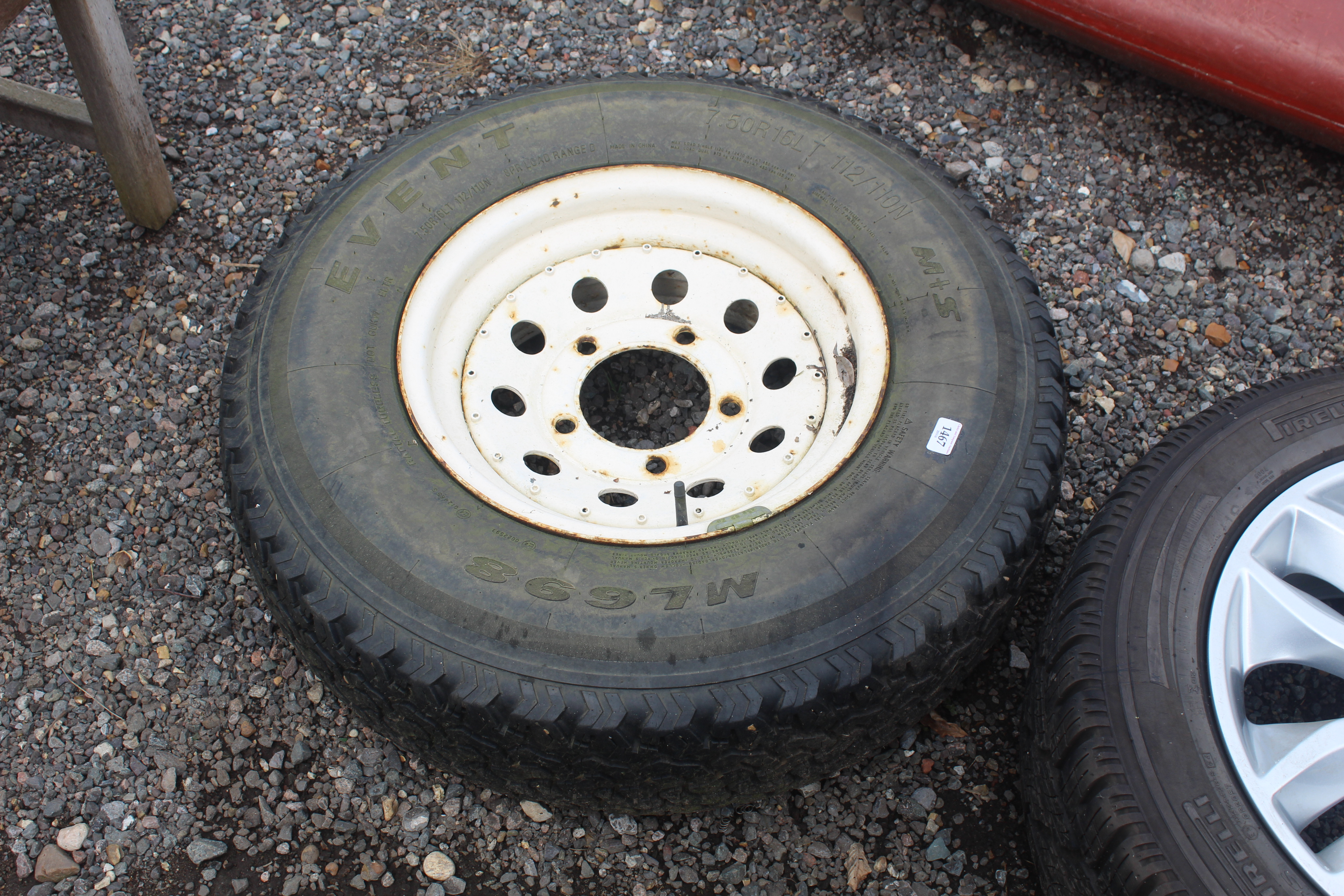 A Land Rover Defender wheel and tyre and a Land Ro - Image 2 of 3