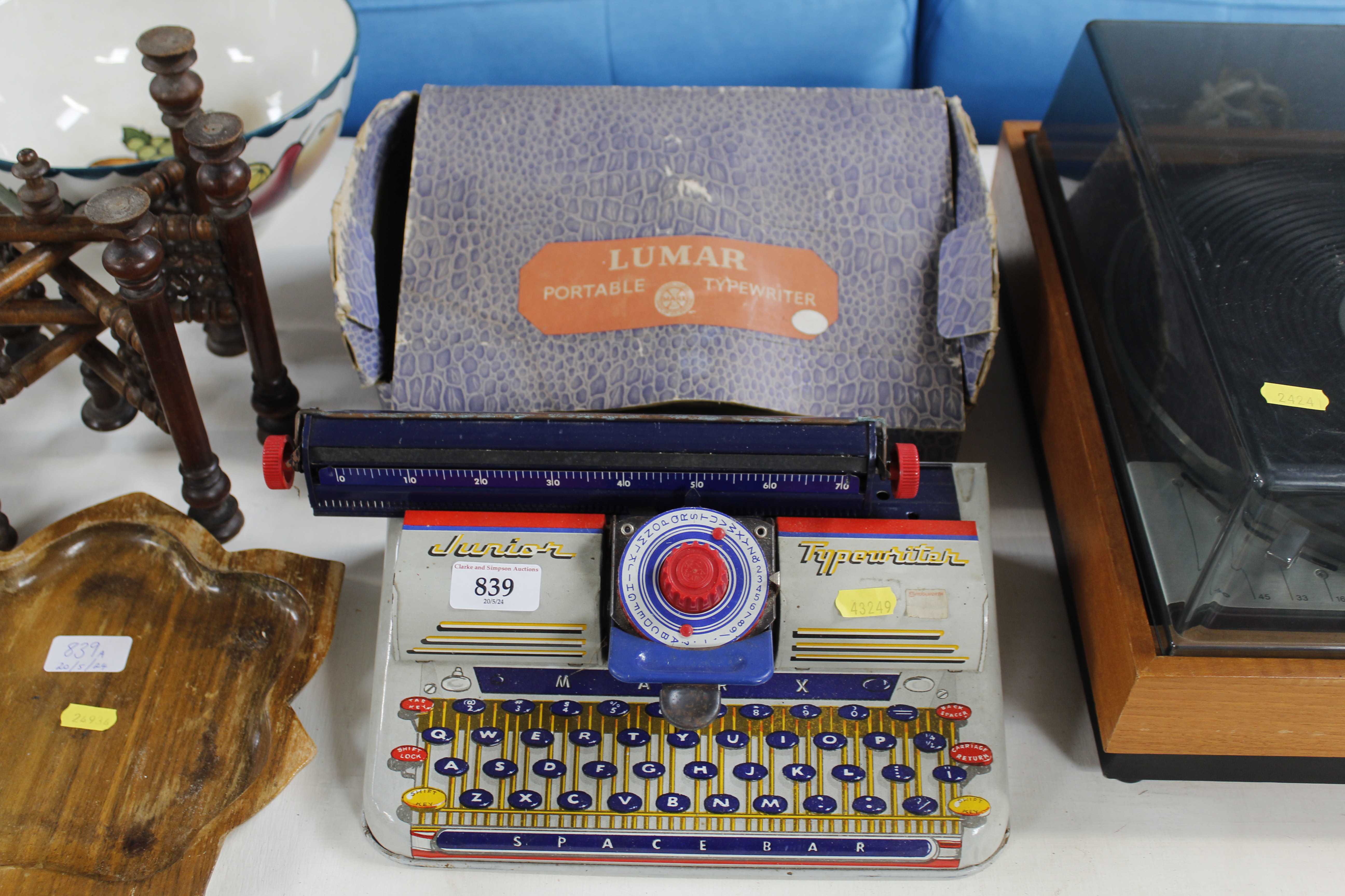 A Lumar tinplate toy typewriter
