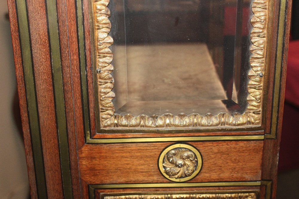 An Edwards & Roberts 19th Century French walnut and ormolu mounted display cabinet of small - Image 79 of 189