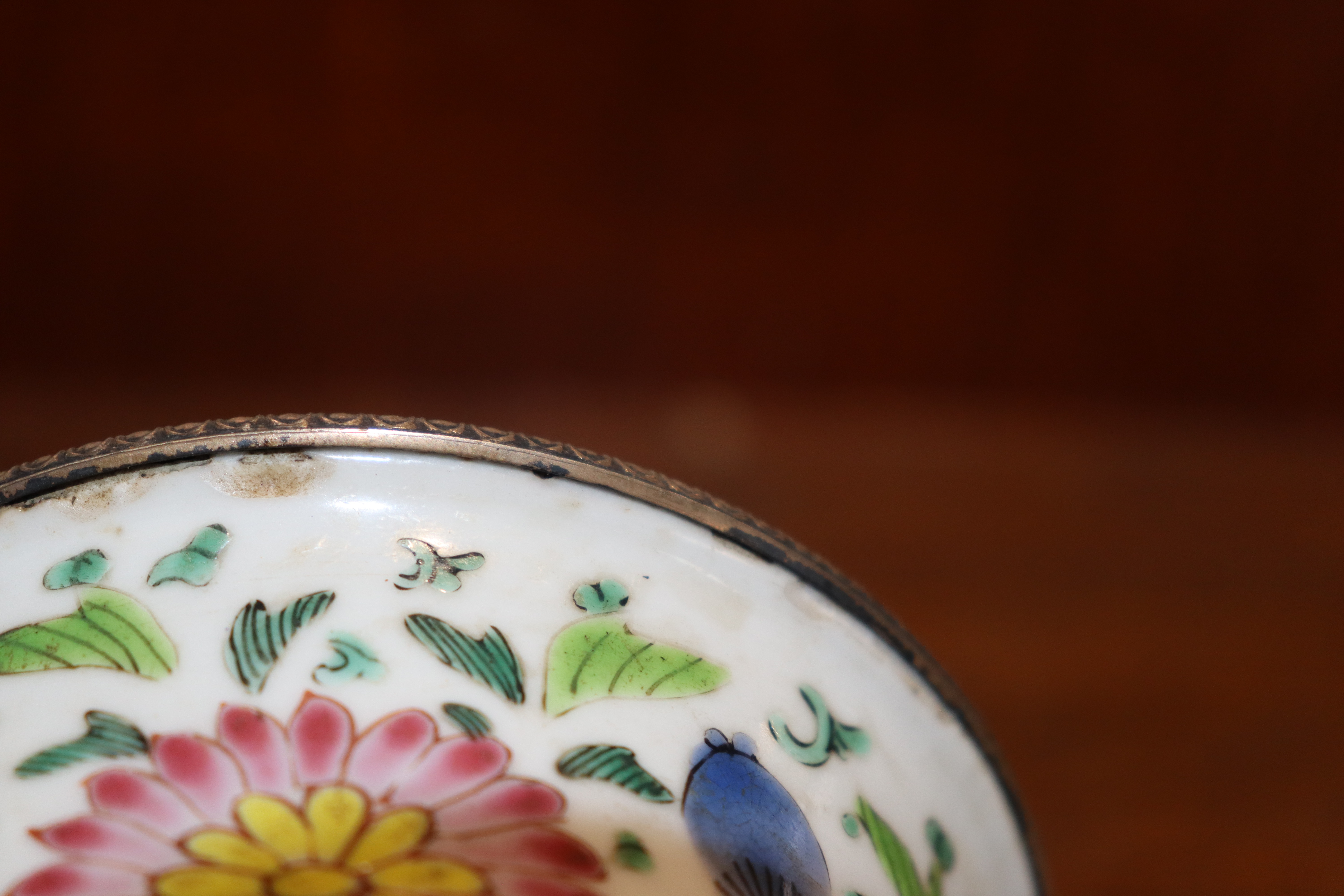 A rare and unusual 19th Century Chinese Canton incense pot, decorated with enamel decoration of - Image 12 of 23