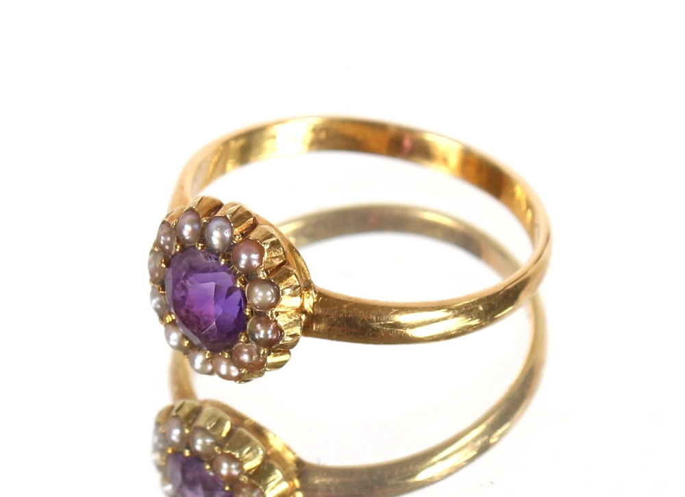 A seed pearl and amethyst set ring, 18ct gold mount, 2.5gms - Image 3 of 3