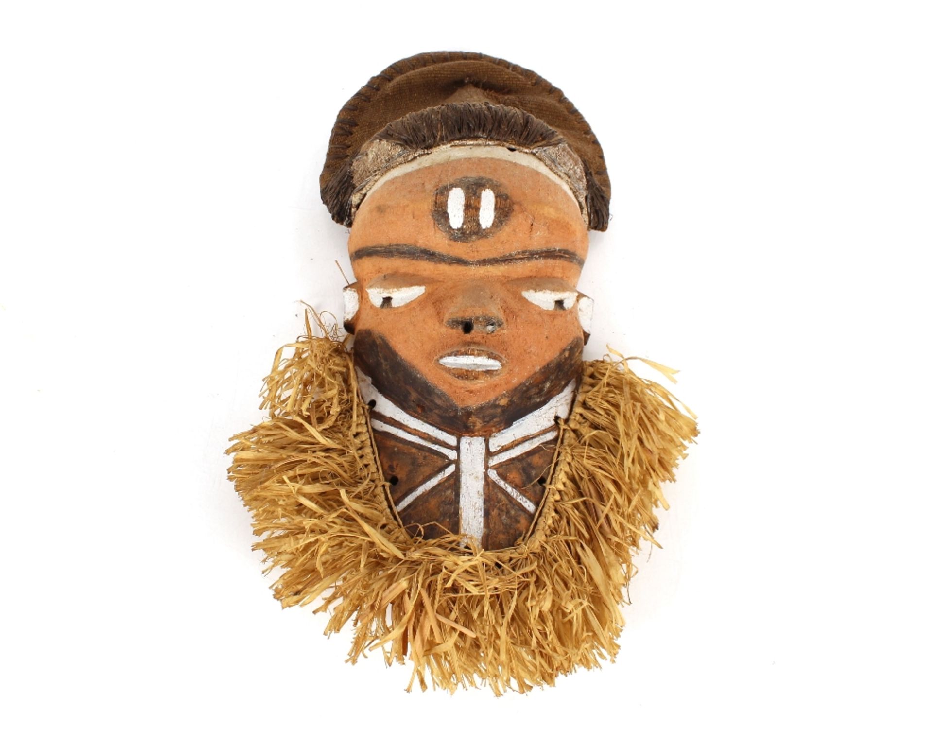 Four Ethnic painted face masks, having Hessian and woven head pieces, painted tribal markings - Image 7 of 8