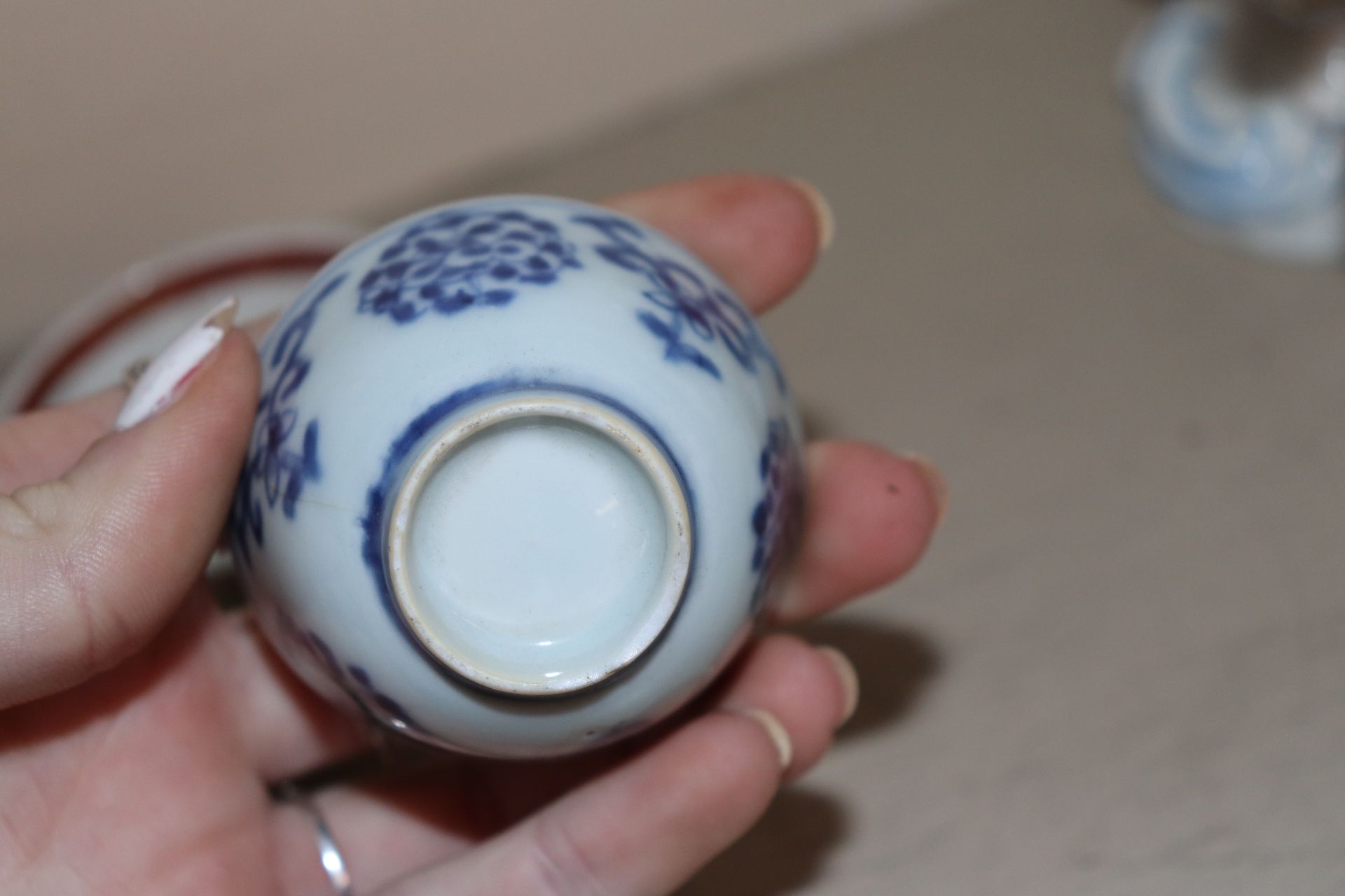 A Chinese Imari pattern shallow dish, 25cm dia.; a Chinese blue and white bowl decorated pagodas and - Image 14 of 26