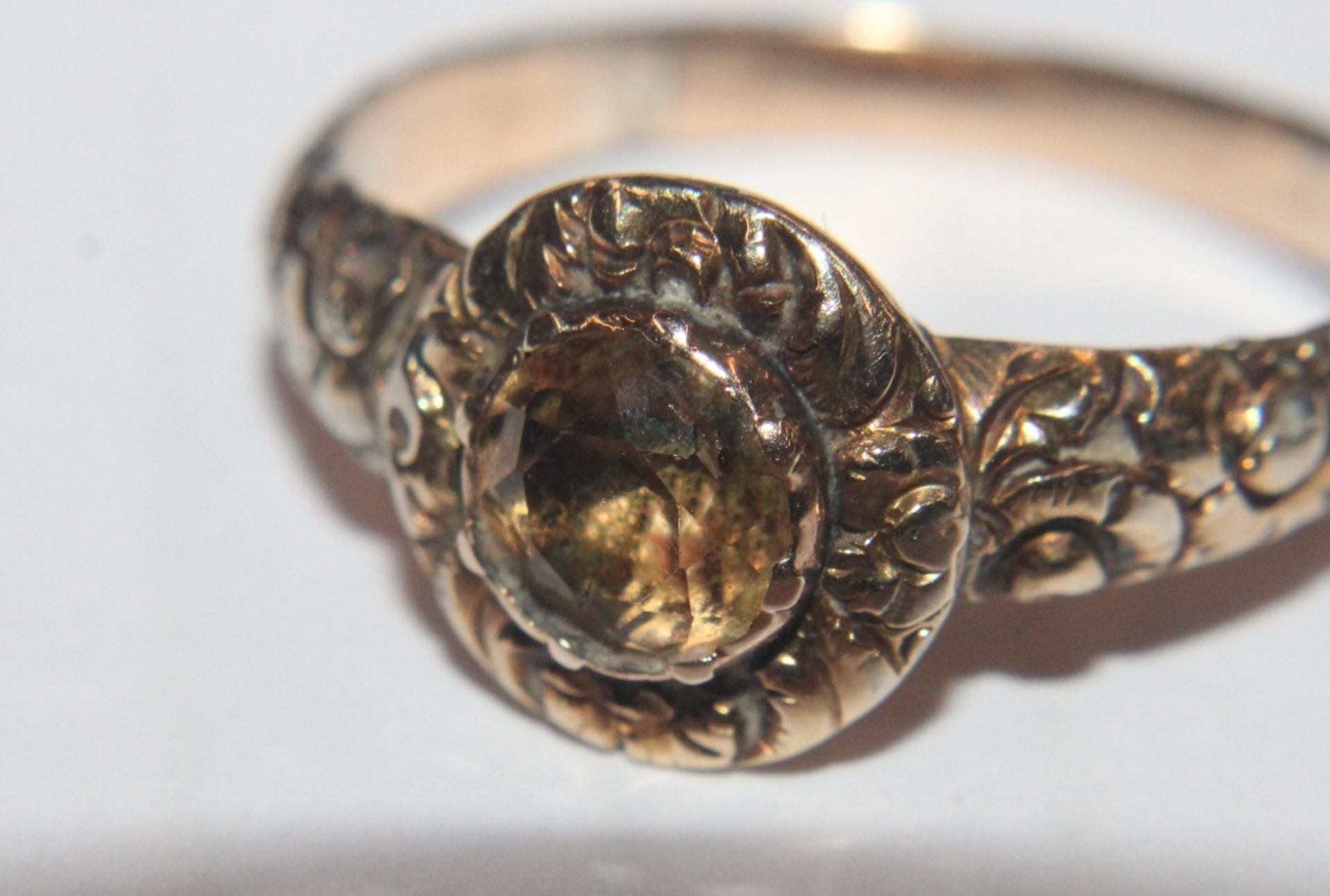 A Victorian gold and citrine set dress ring AF, 2.1gms. Size L/M See further images on the online - Image 7 of 25