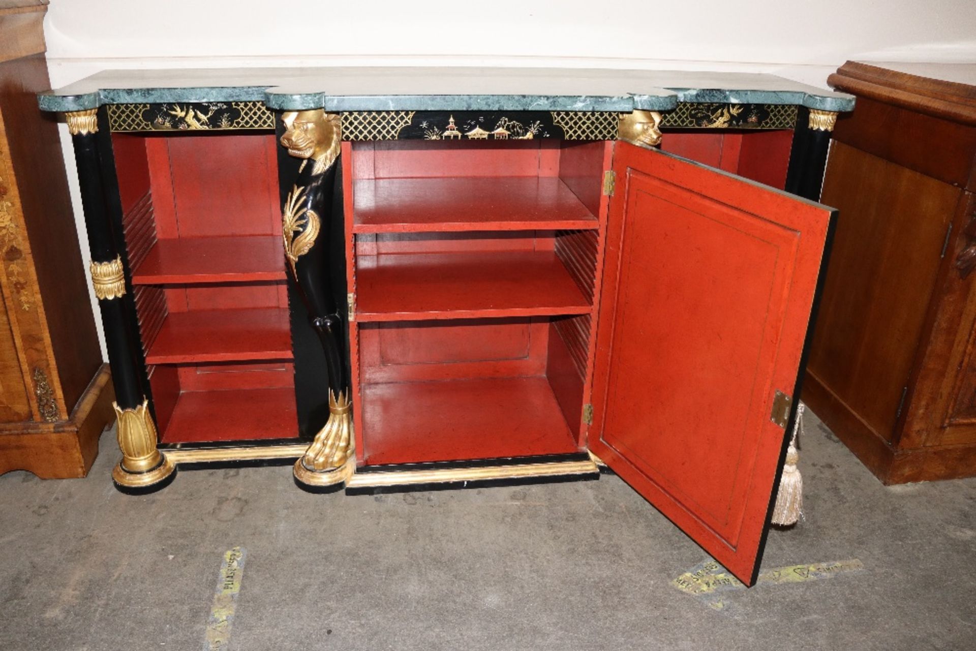 A Chinoiserie decorated credenza surmounted by green marble top, central cupboard and open end - Image 4 of 4