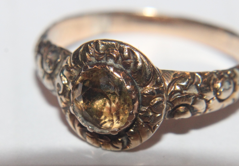 A Victorian gold and citrine set dress ring AF, 2.1gms. Size L/M See further images on the online - Image 6 of 25