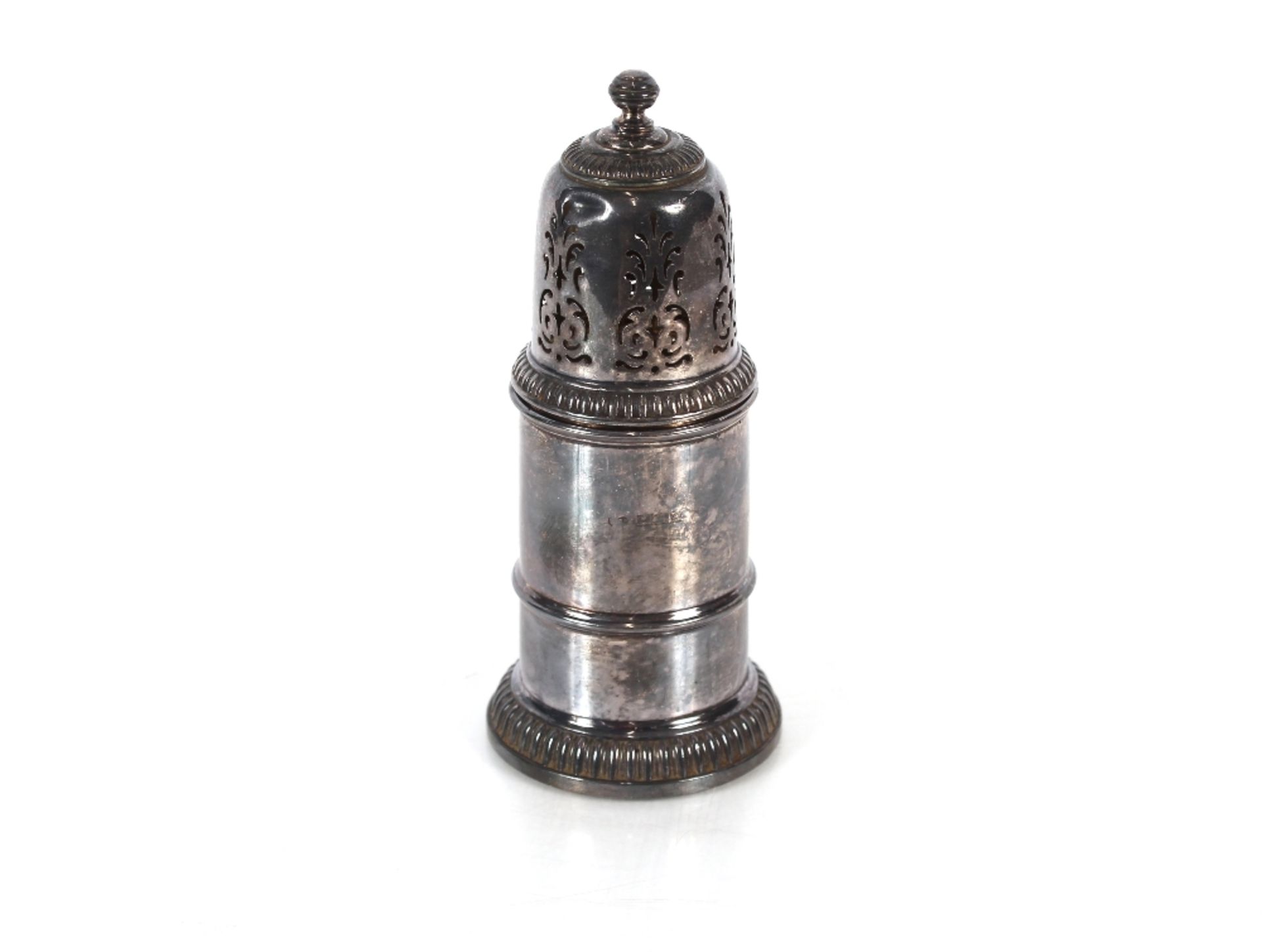 A silver sugar shaker, Birmingham 1960, 13.5cm high, 4.5oz