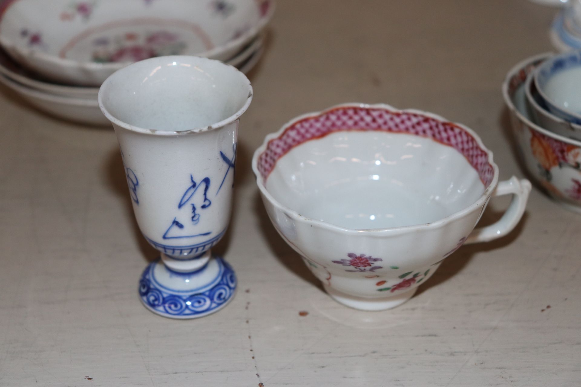 A Chinese Imari pattern shallow dish, 25cm dia.; a Chinese blue and white bowl decorated pagodas and - Image 23 of 26